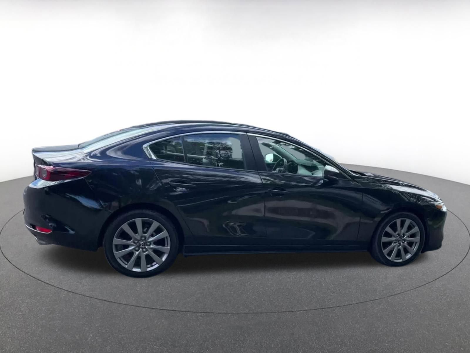 Thumbnail: 2025 Mazda Mazda3 - 15