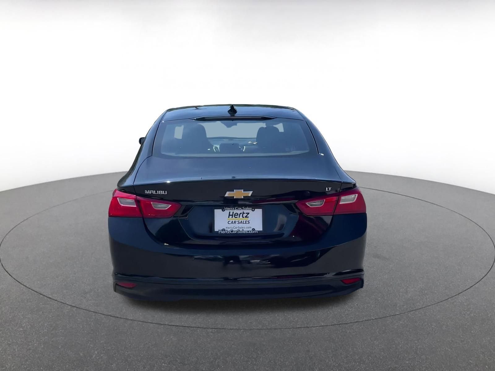 Thumbnail: 2024 Chevrolet Malibu - 10