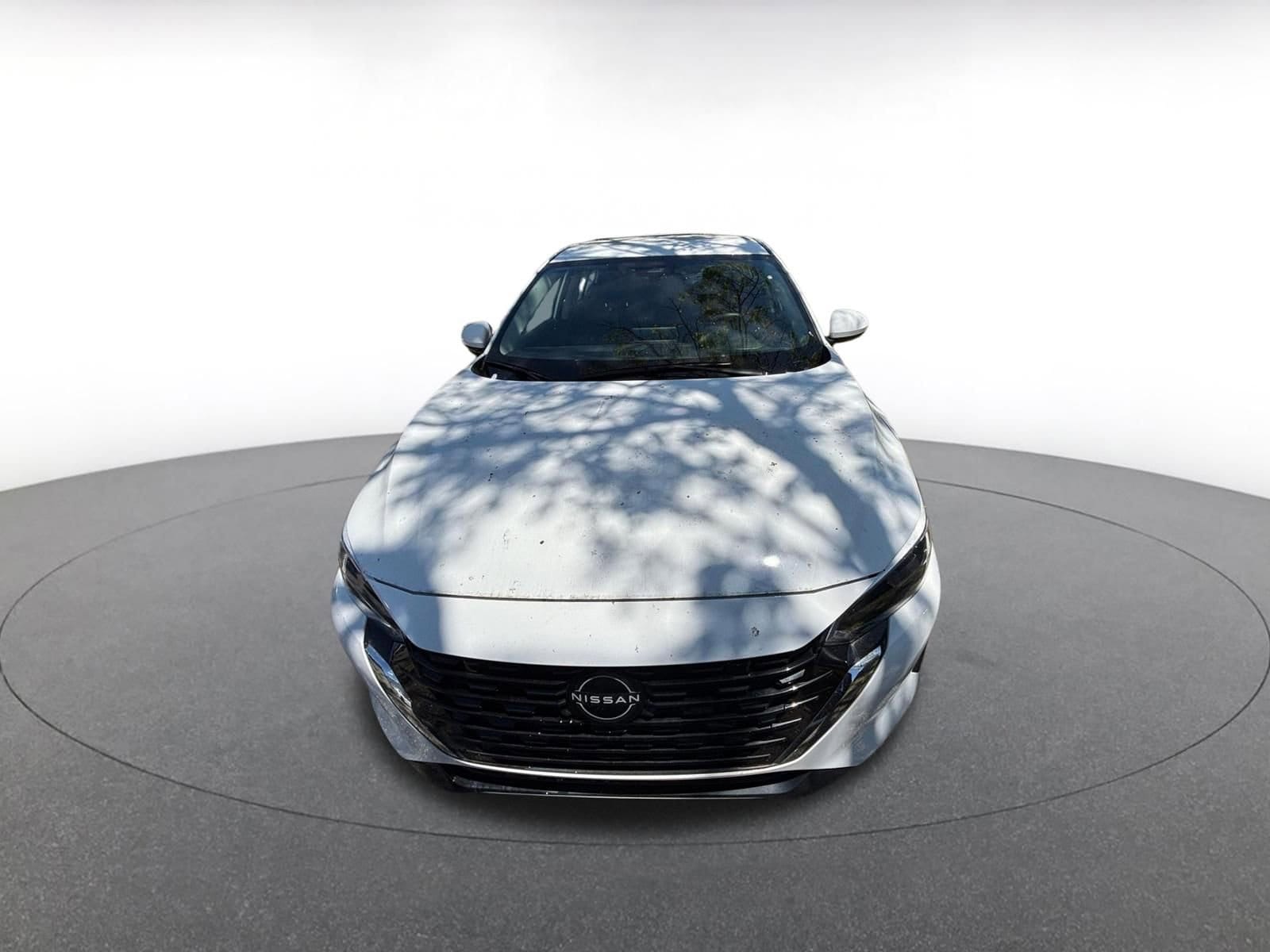 Thumbnail: 2025 Nissan Sentra - 2