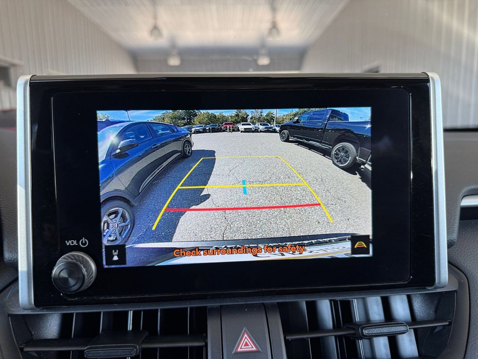 Thumbnail: 2025 Toyota RAV4 - 17