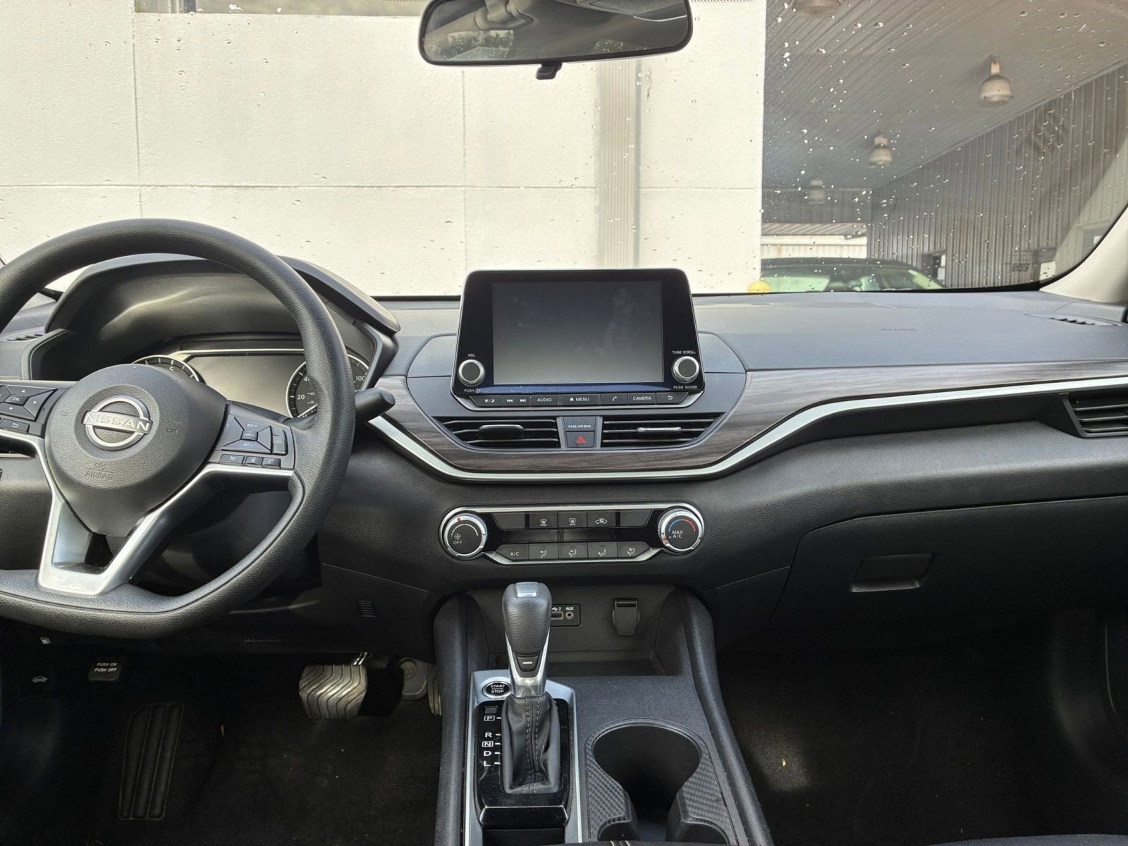 Thumbnail: 2025 Nissan Altima - 17