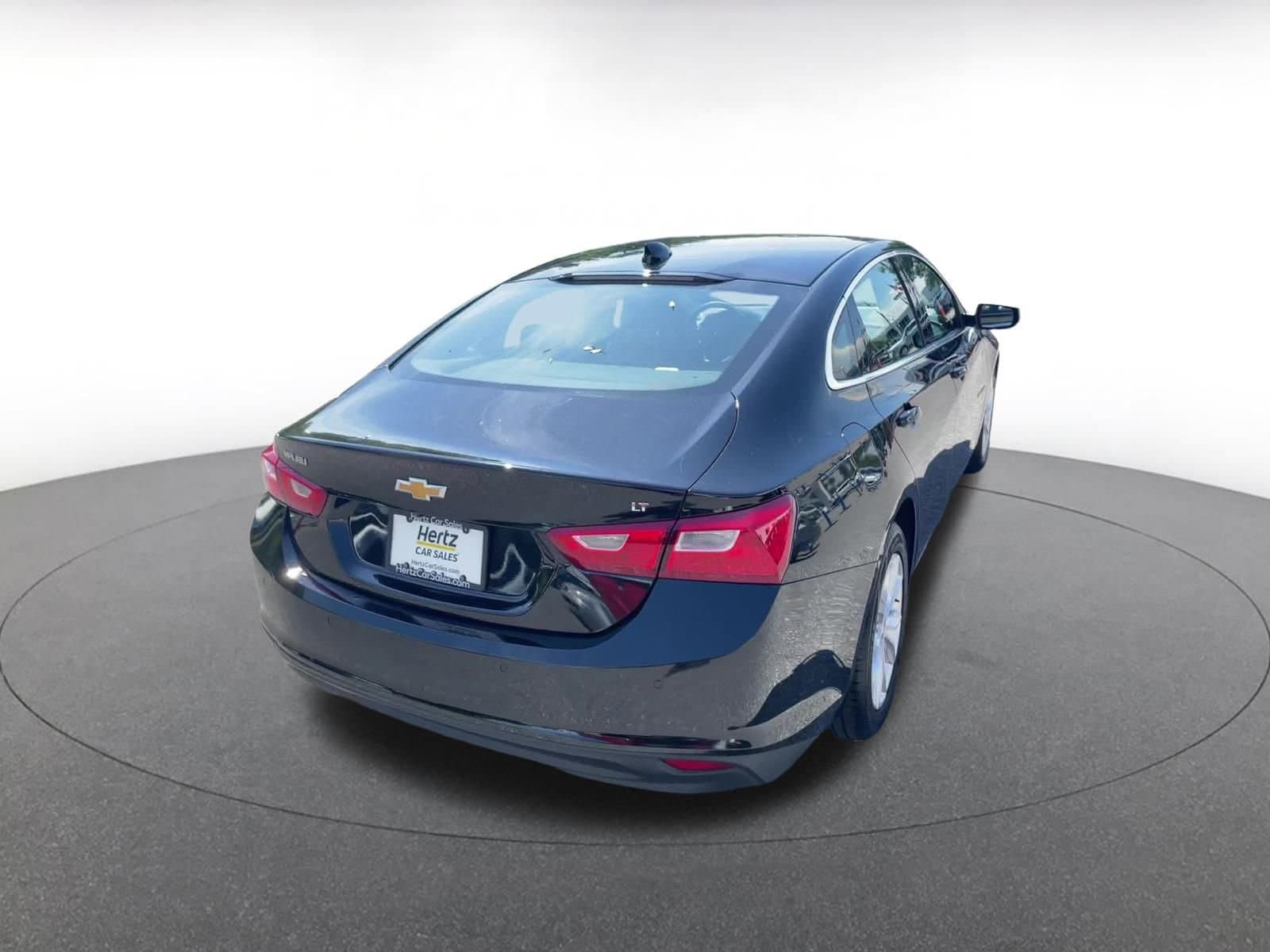 Thumbnail: 2024 Chevrolet Malibu - 11
