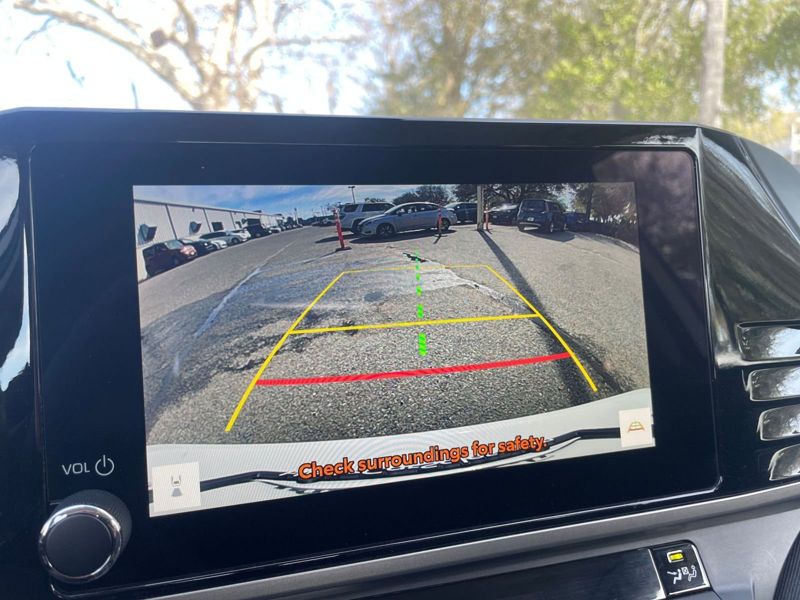 Thumbnail: 2025 Toyota Camry - 22