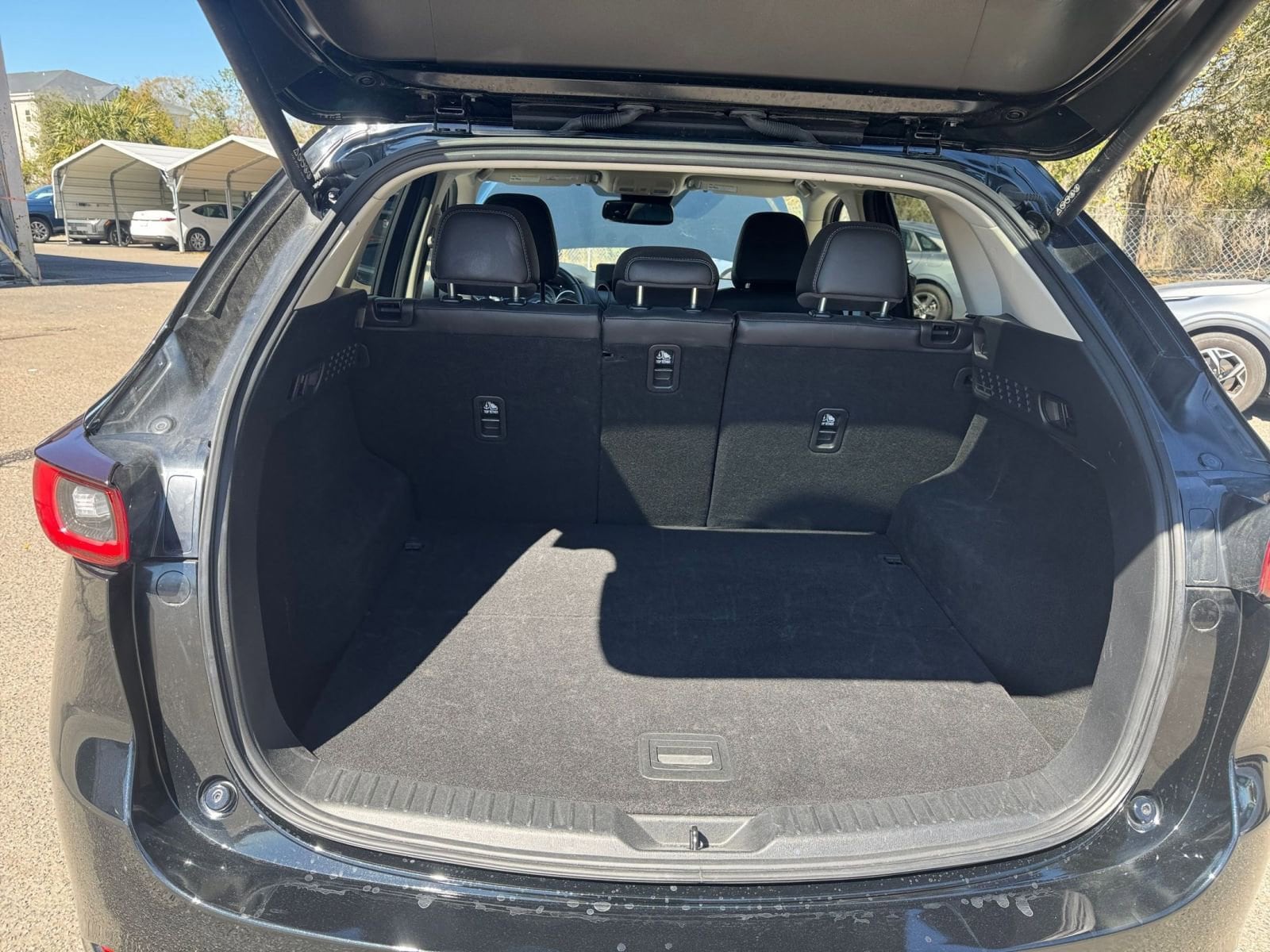 Thumbnail: 2025 Mazda CX-5 - 31