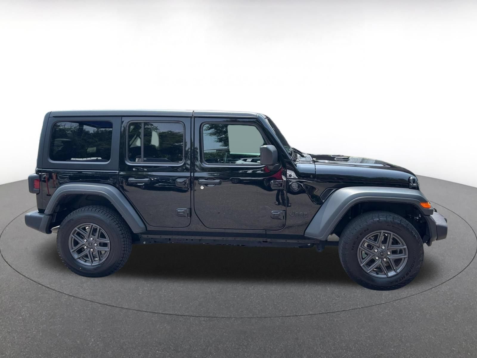 Thumbnail: 2025 Jeep Wrangler - 14