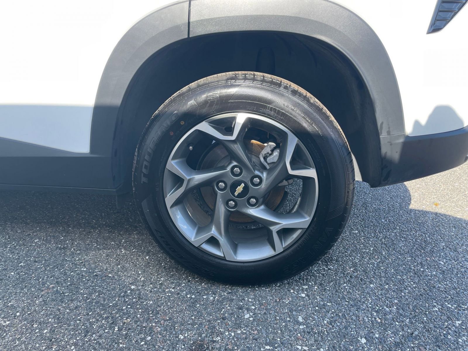 Thumbnail: 2025 Chevrolet Trax - 28