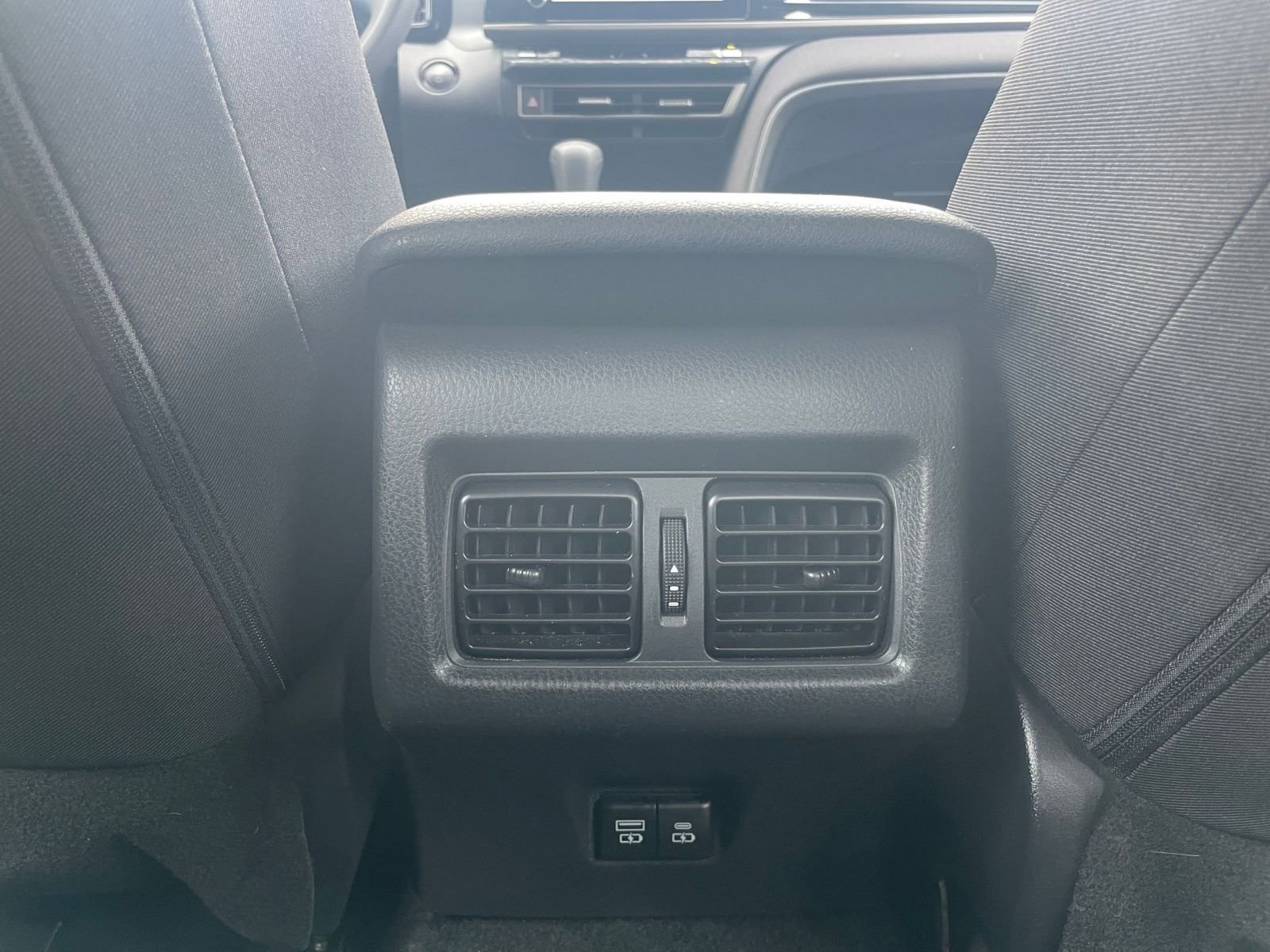 Thumbnail: 2025 Toyota Camry - 23