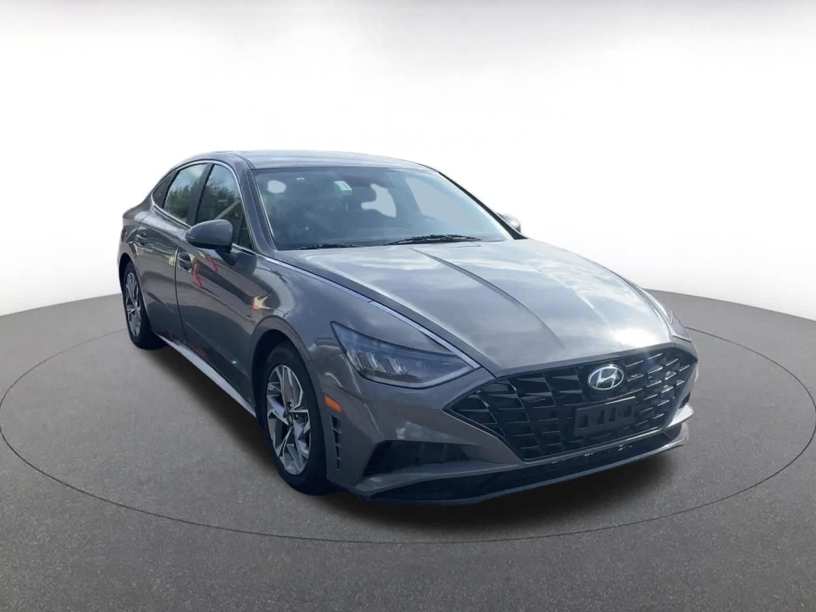 Thumbnail: 2023 Hyundai Sonata - 2