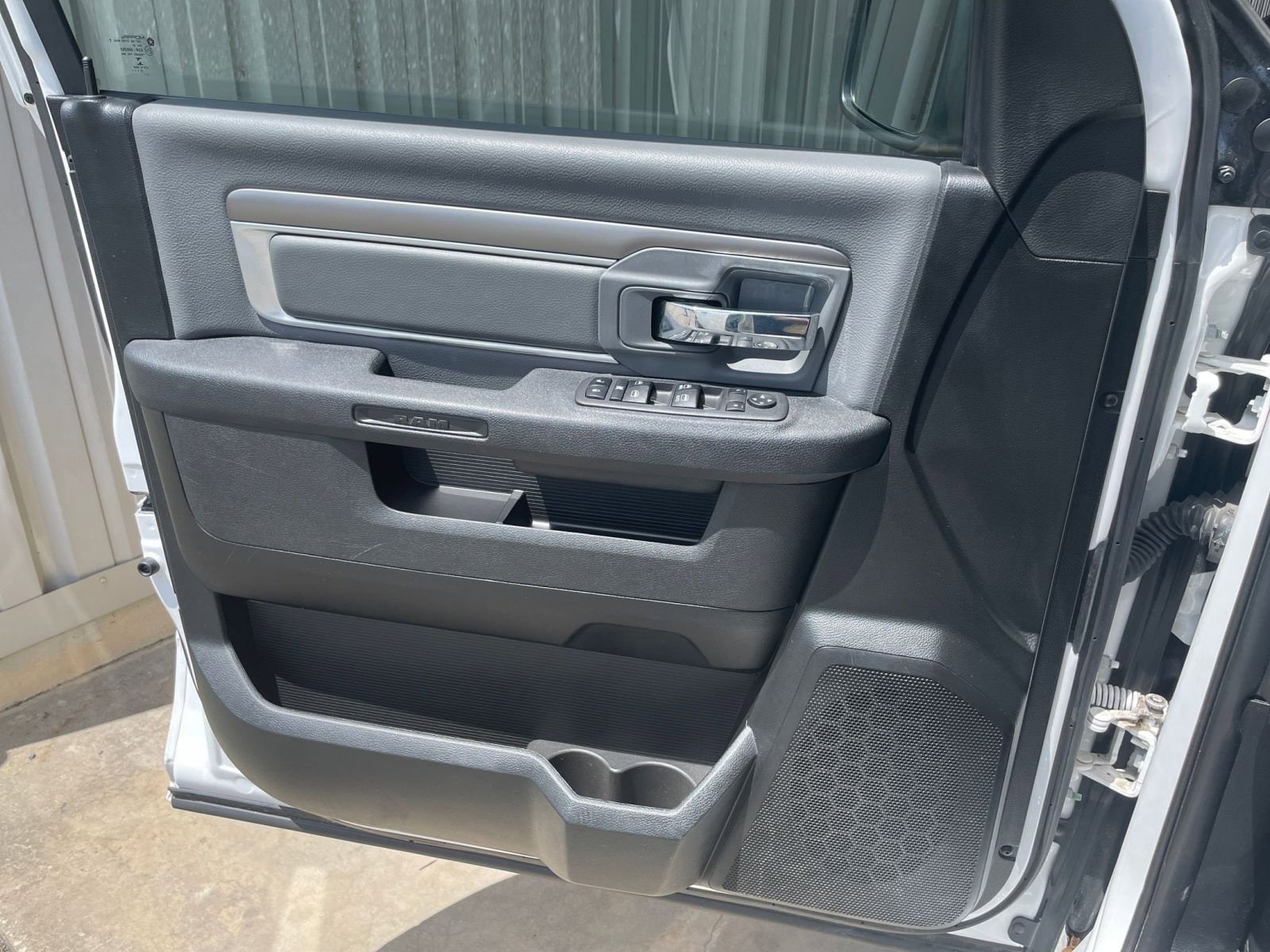 Thumbnail: 2022 RAM 1500 Classic - 20