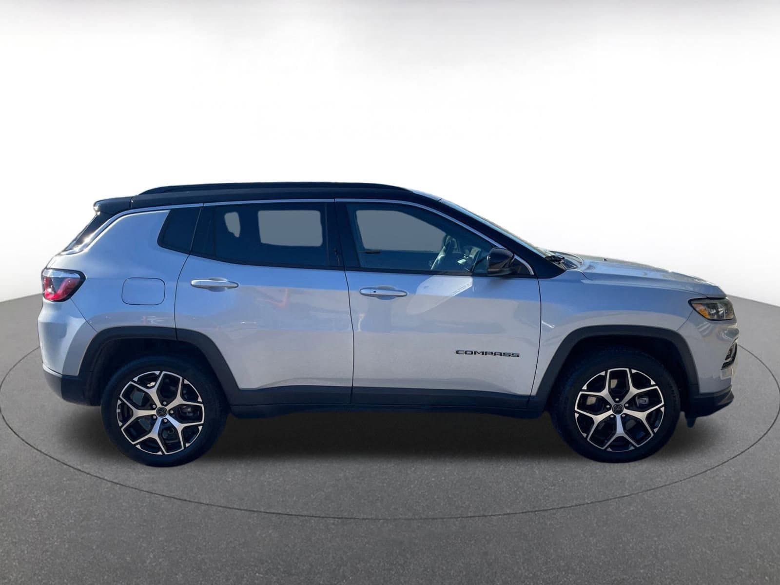 Thumbnail: 2025 Jeep Compass - 15
