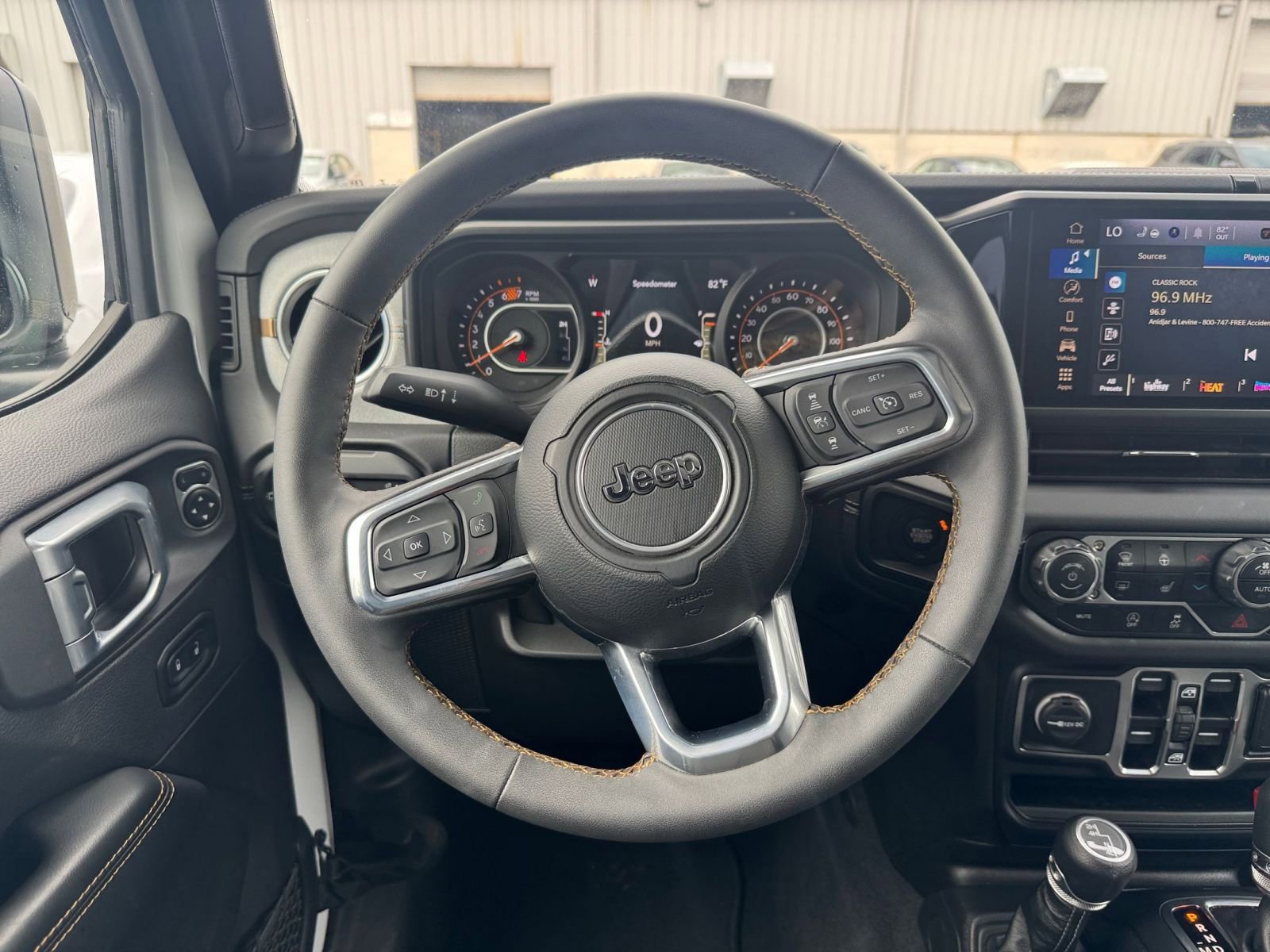 Thumbnail: 2025 Jeep Wrangler - 27