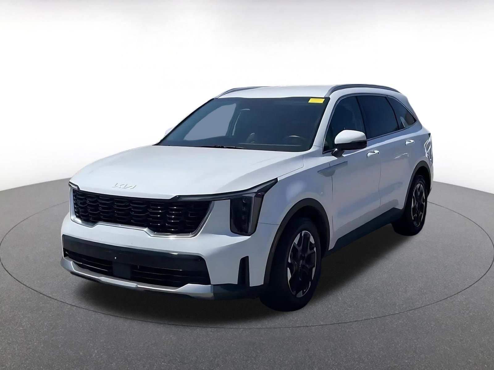 Thumbnail: 2024 Kia Sorento - 4