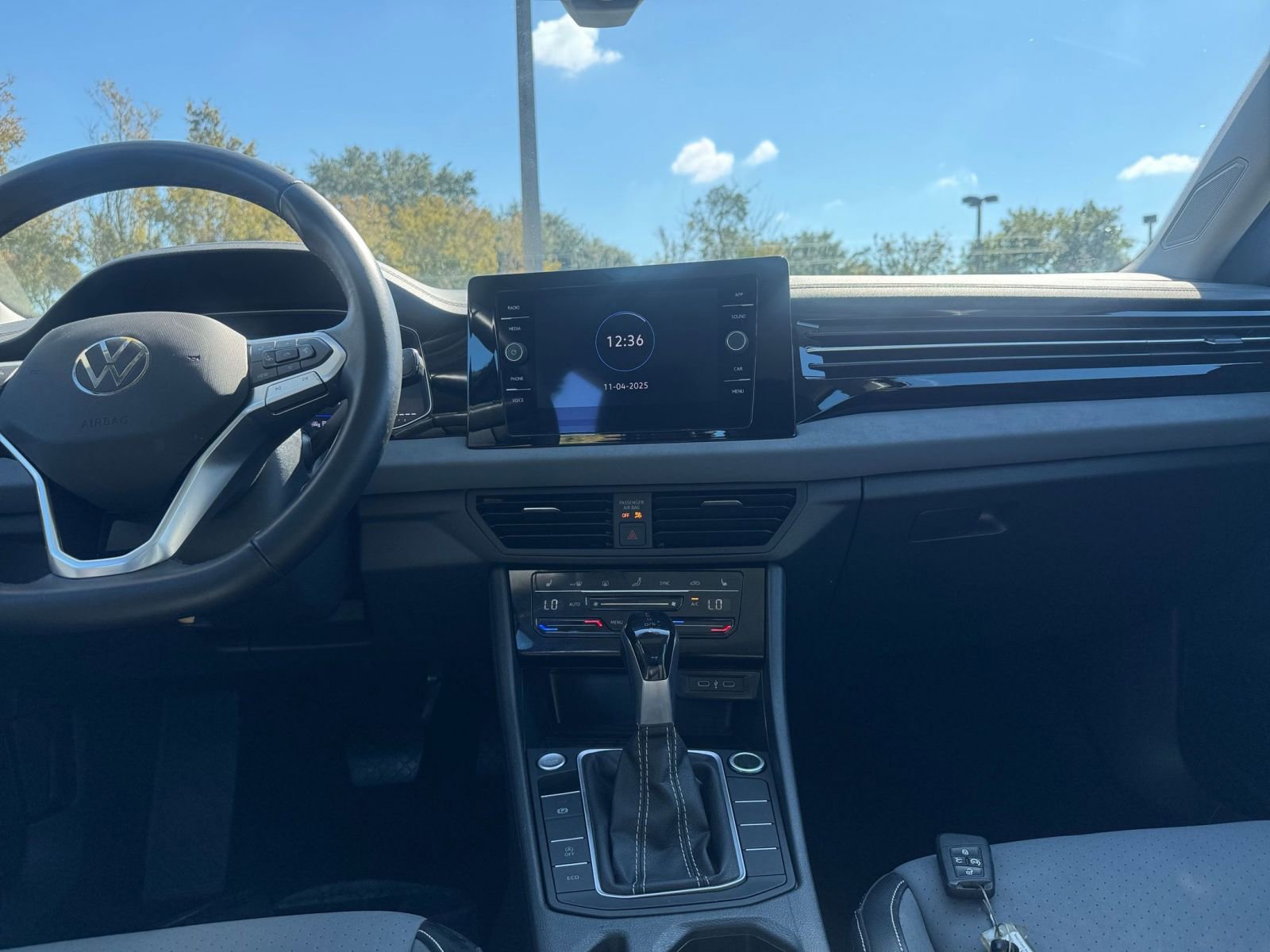 Thumbnail: 2025 Volkswagen Jetta - 18