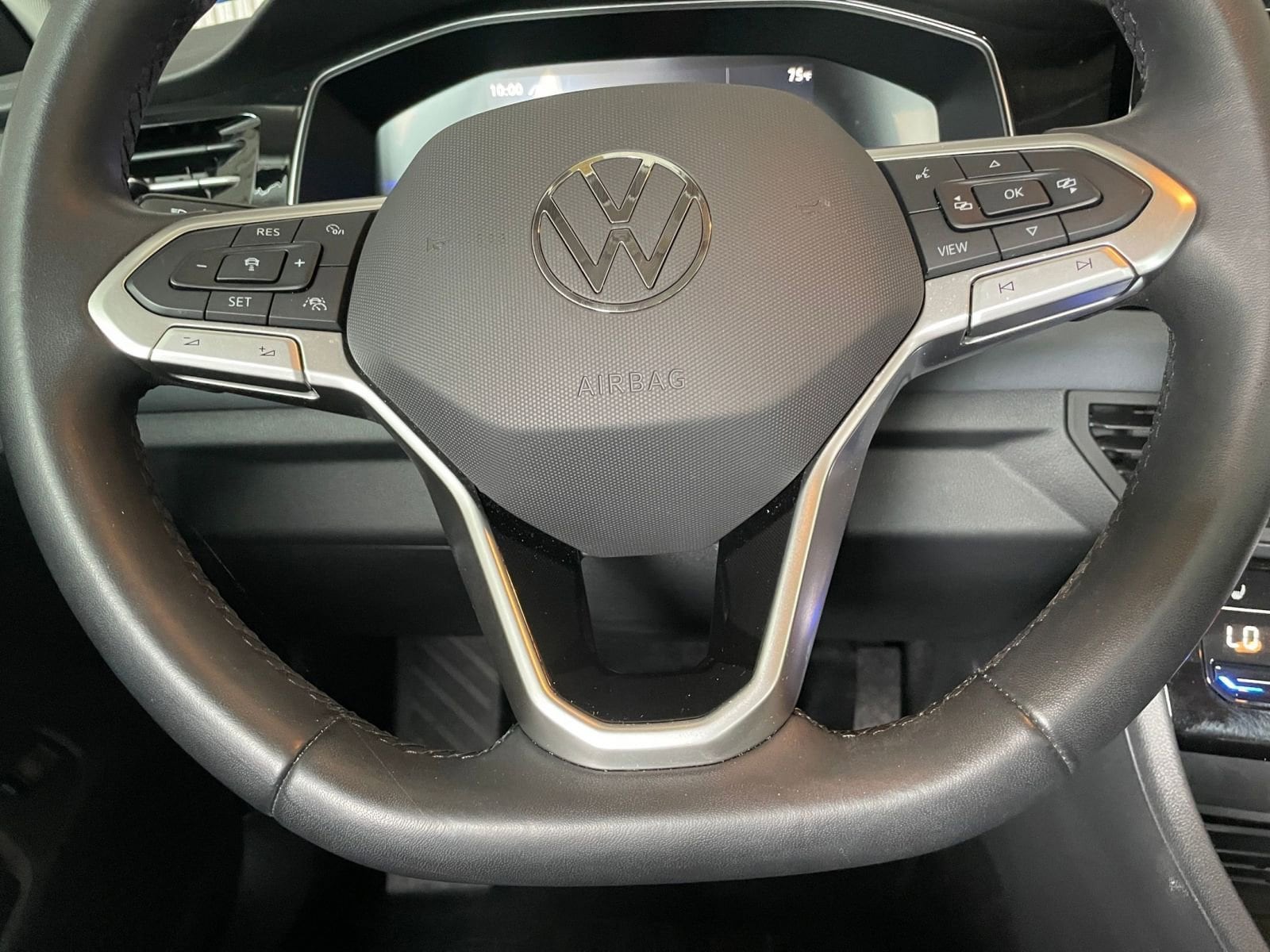 Thumbnail: 2025 Volkswagen Jetta - 24