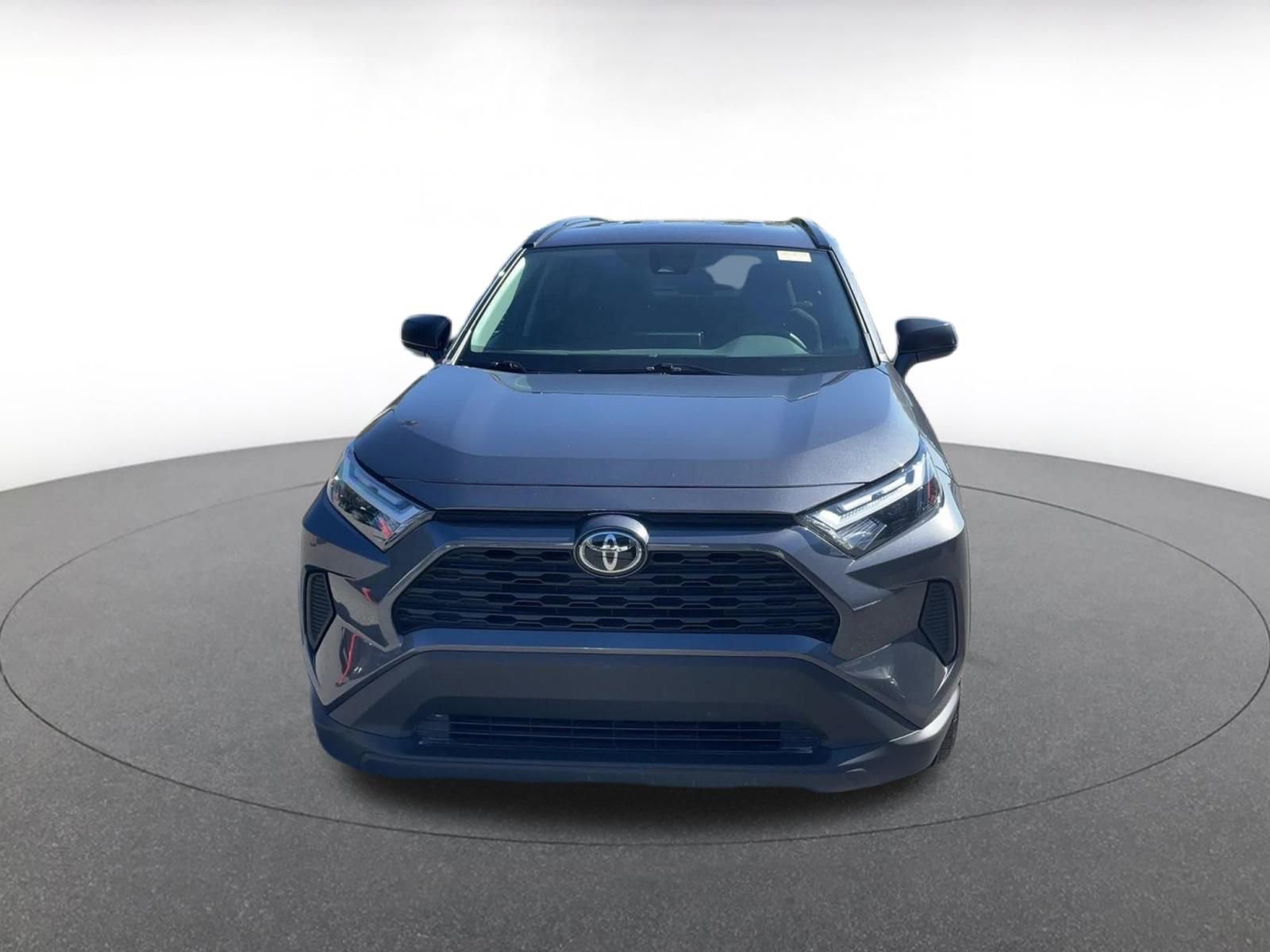 Thumbnail: 2025 Toyota RAV4 - 3