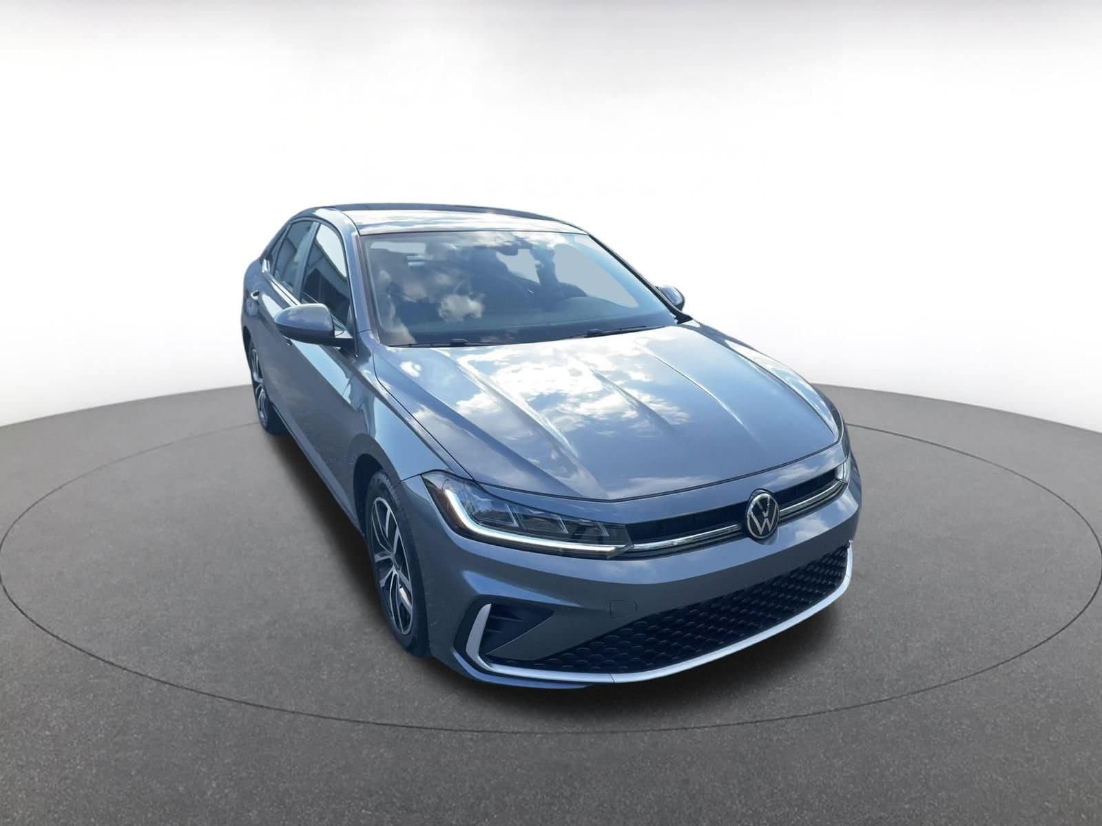 Thumbnail: 2025 Volkswagen Jetta - 2