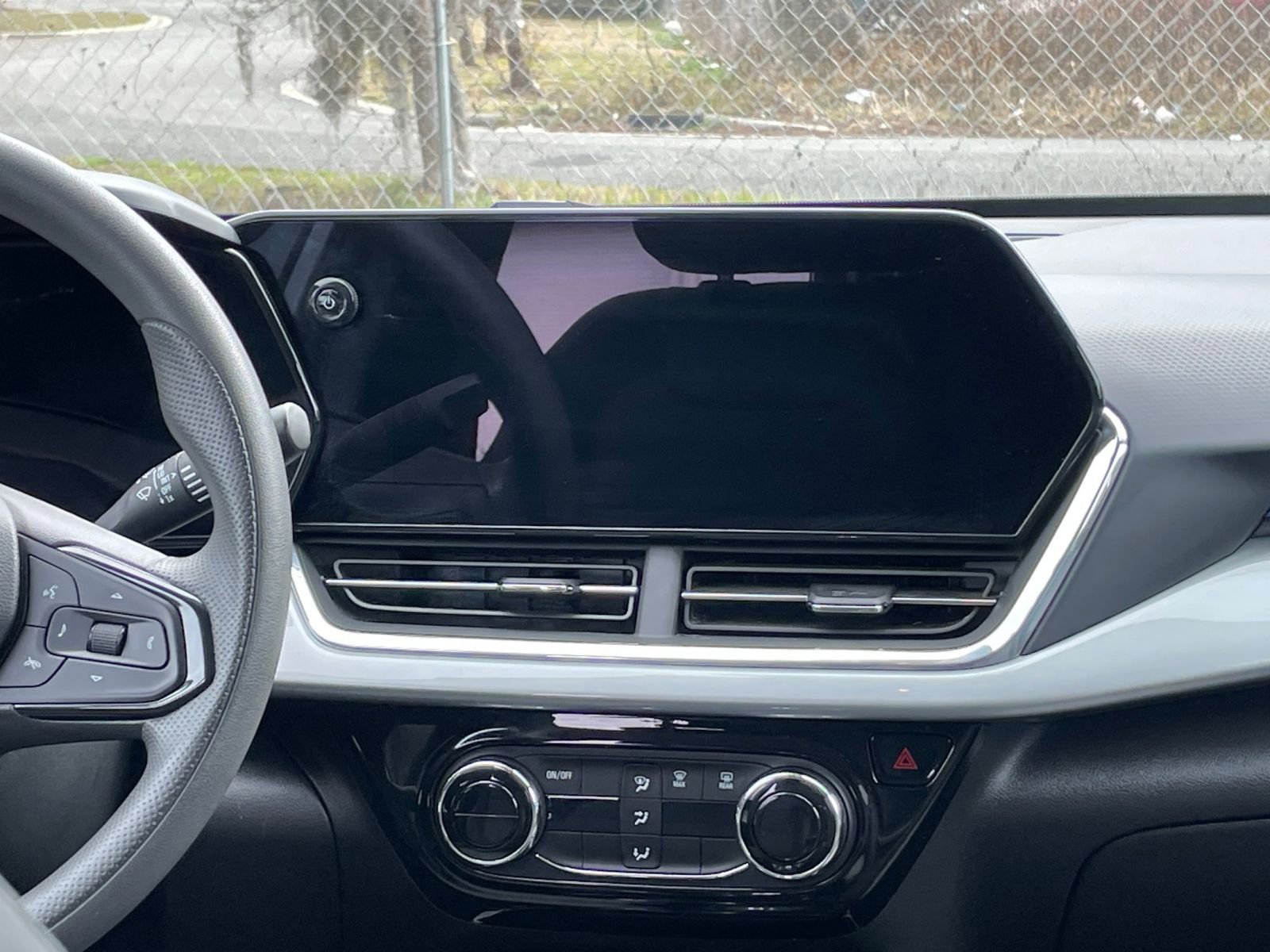 Thumbnail: 2025 Chevrolet Trax - 20