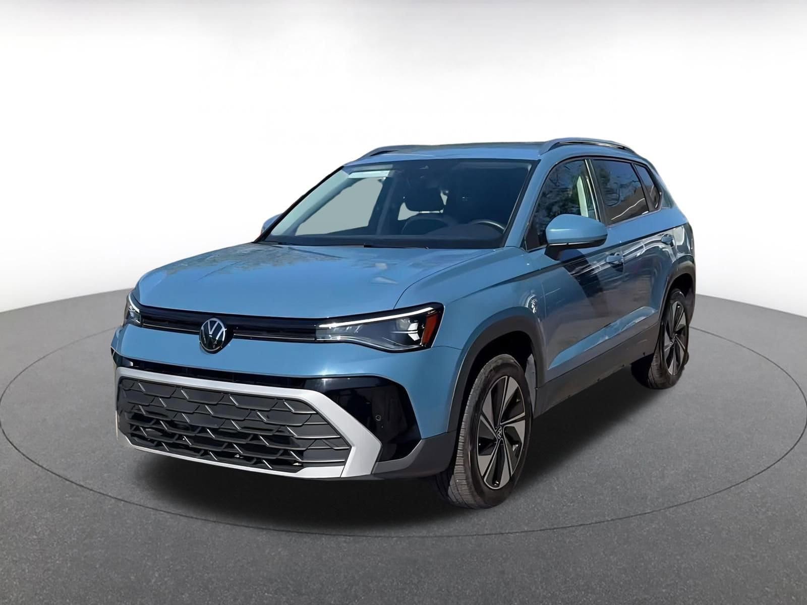 Thumbnail: 2025 Volkswagen Taos - 4