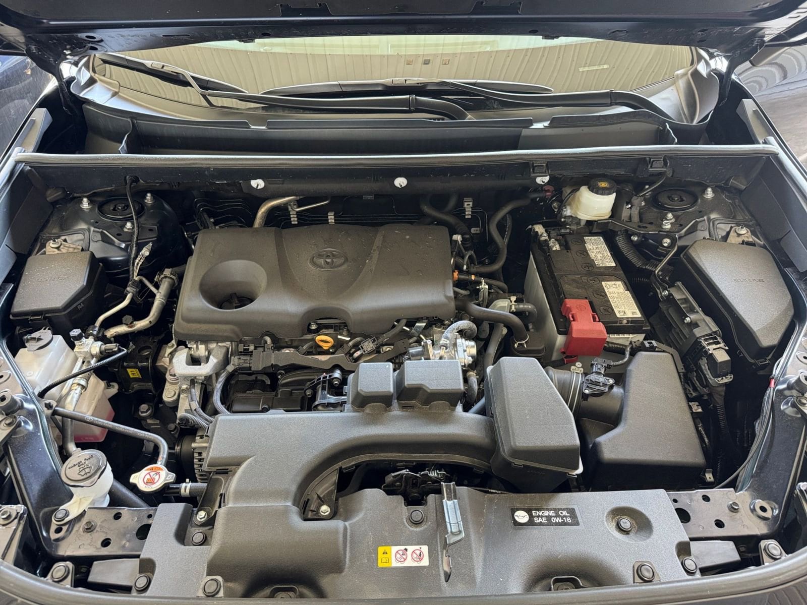 Thumbnail: 2025 Toyota RAV4 - 32