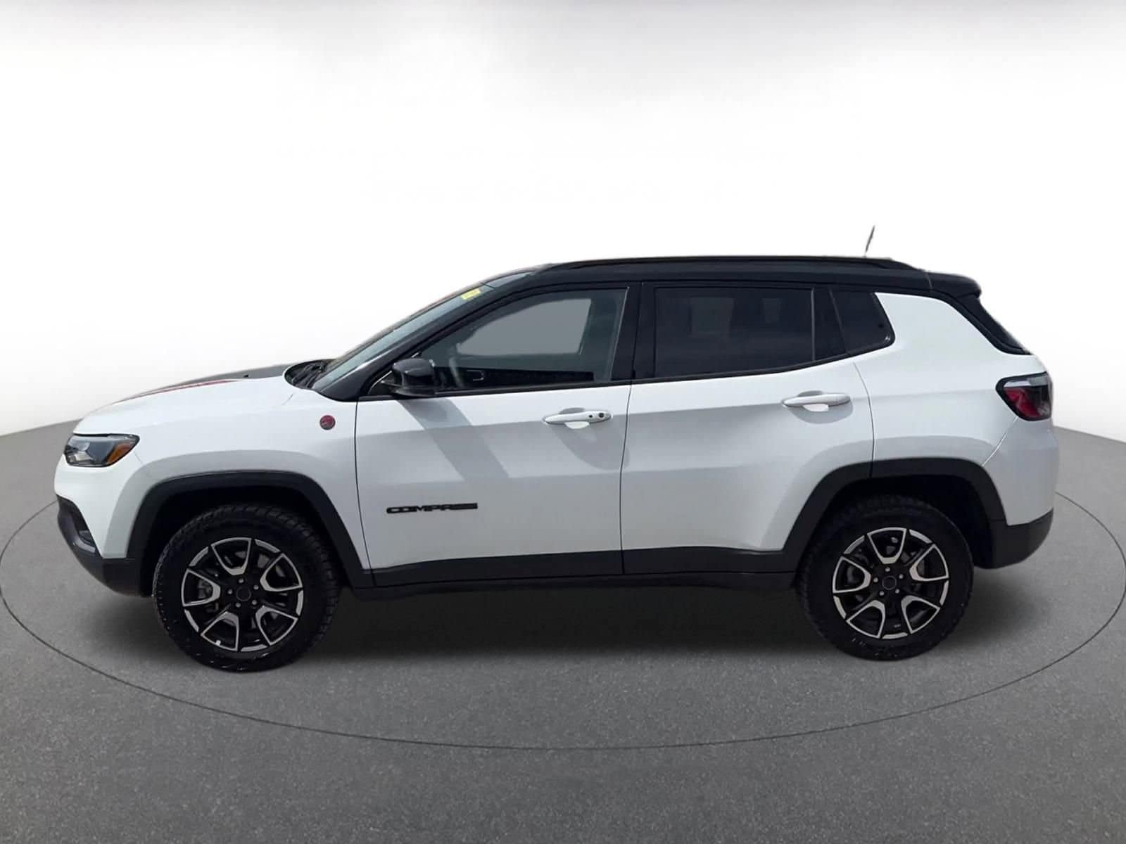 Thumbnail: 2025 Jeep Compass - 8