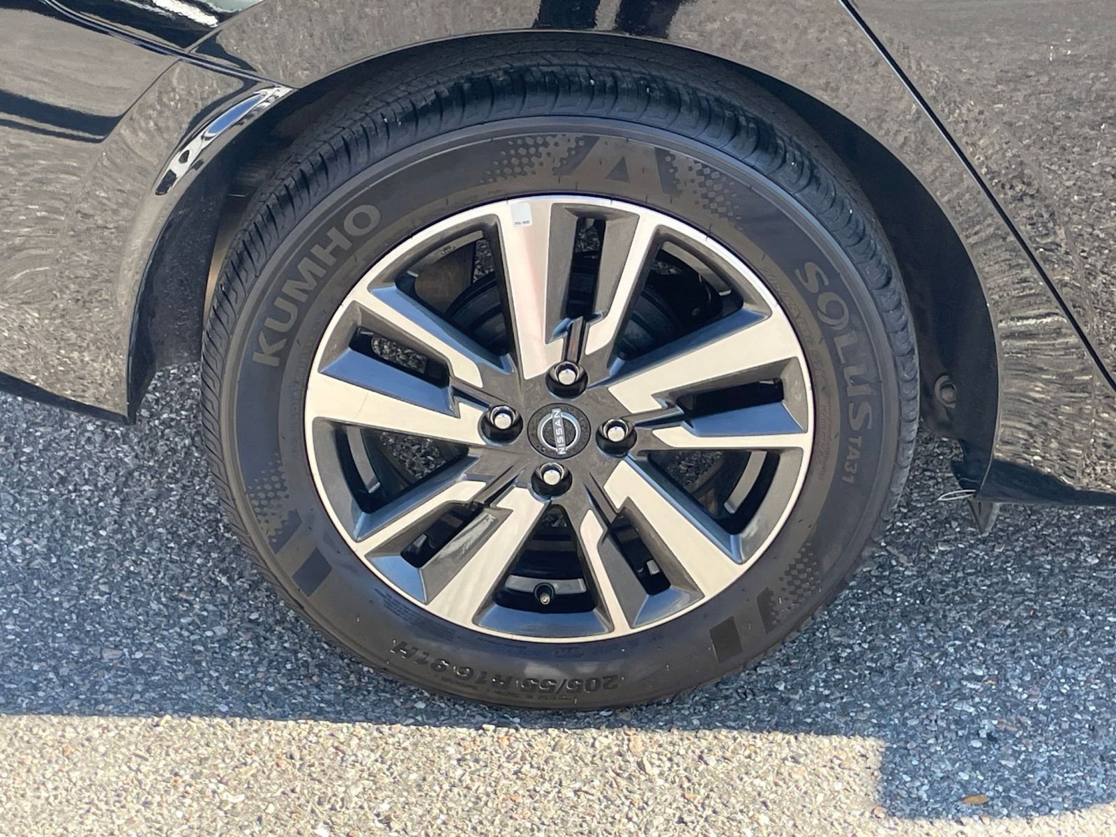 Thumbnail: 2025 Nissan Versa - 28