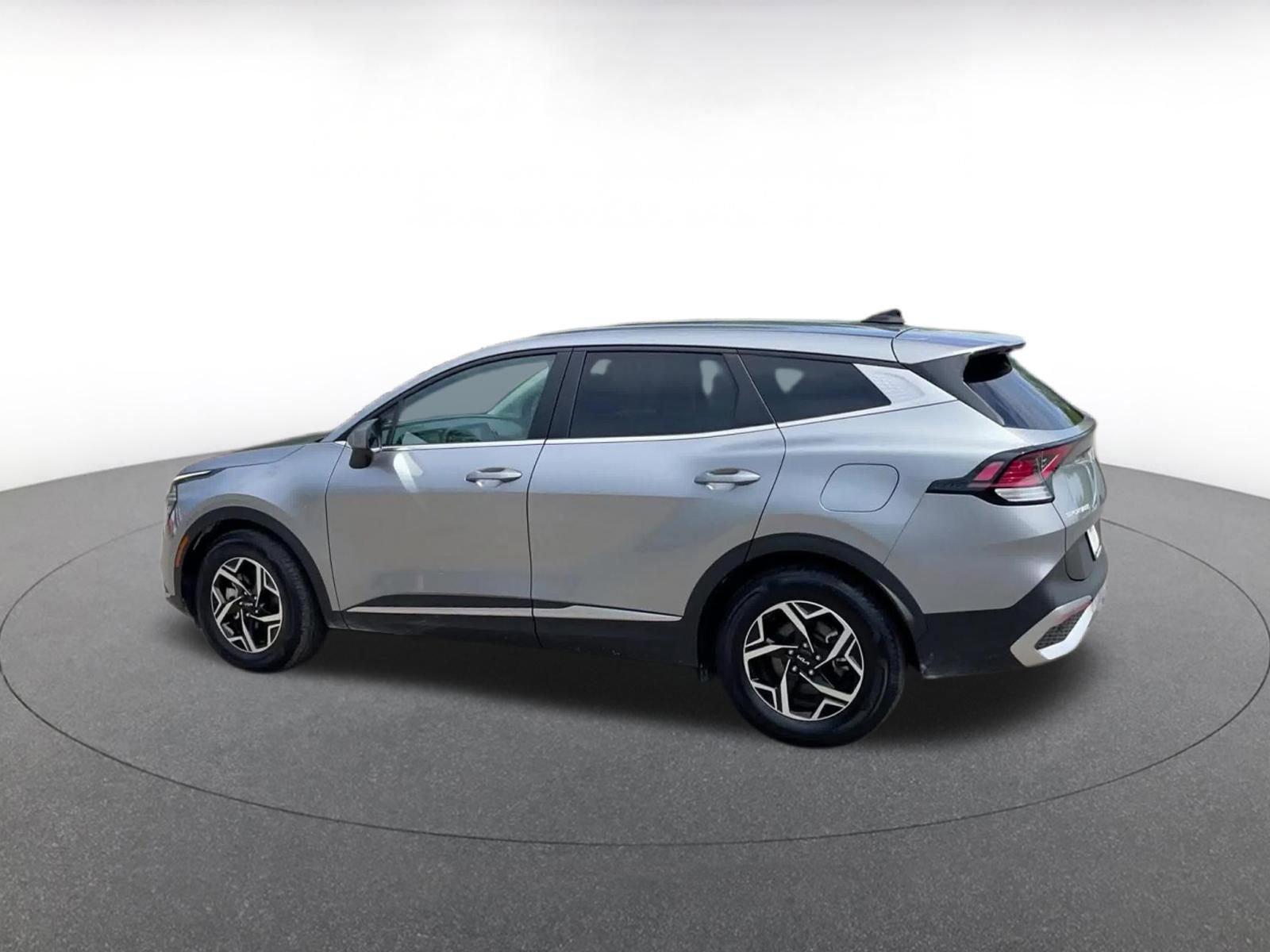 Thumbnail: 2025 Kia Sportage - 9