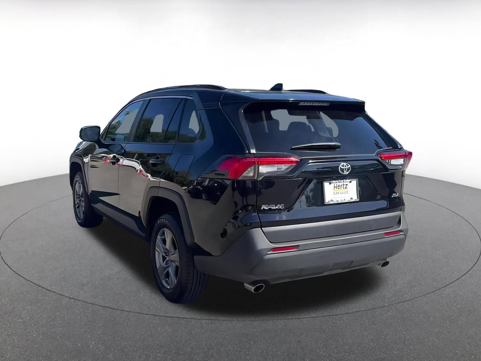 Thumbnail: 2025 Toyota RAV4 - 10