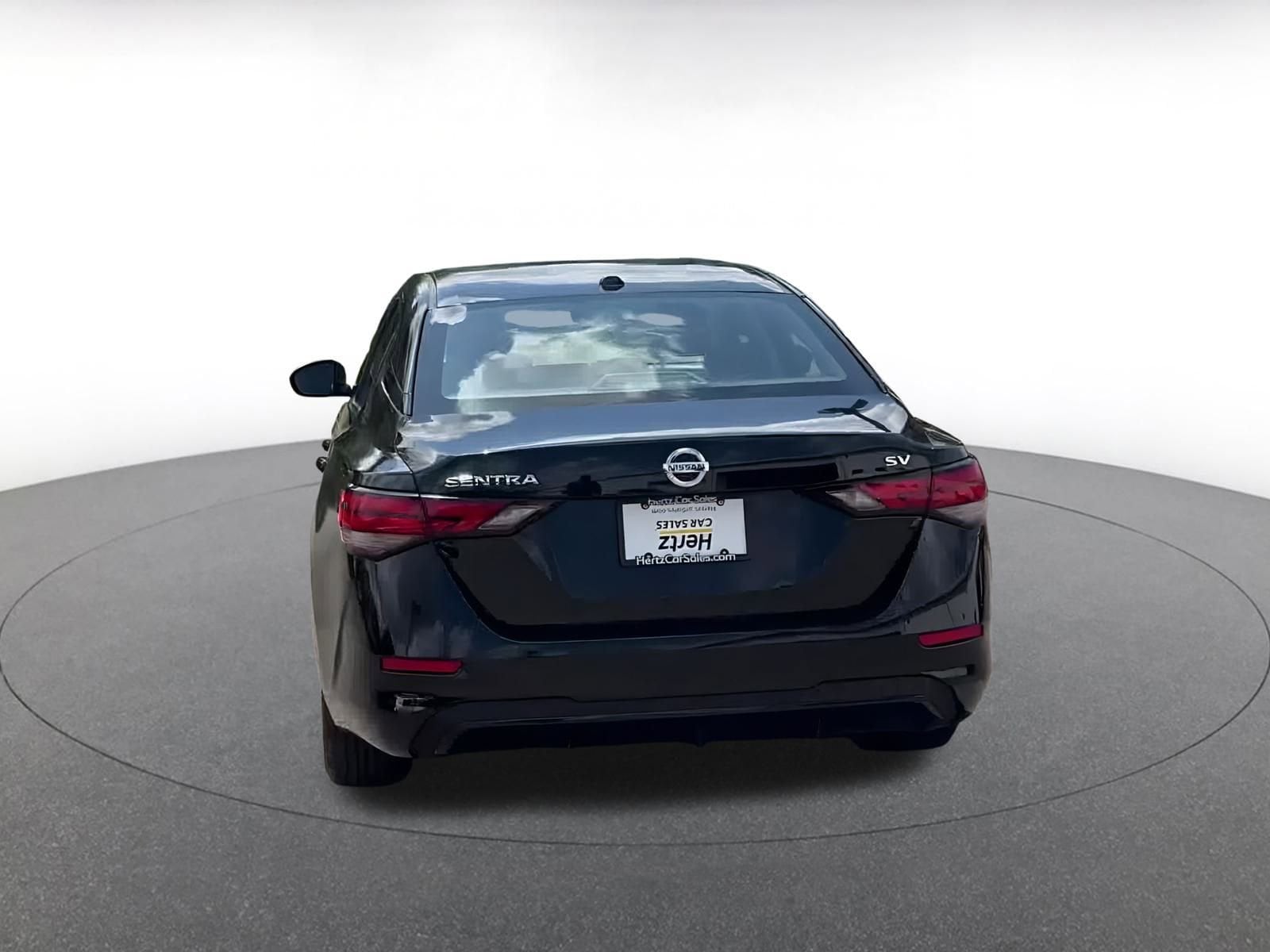 Thumbnail: 2023 Nissan Sentra - 8