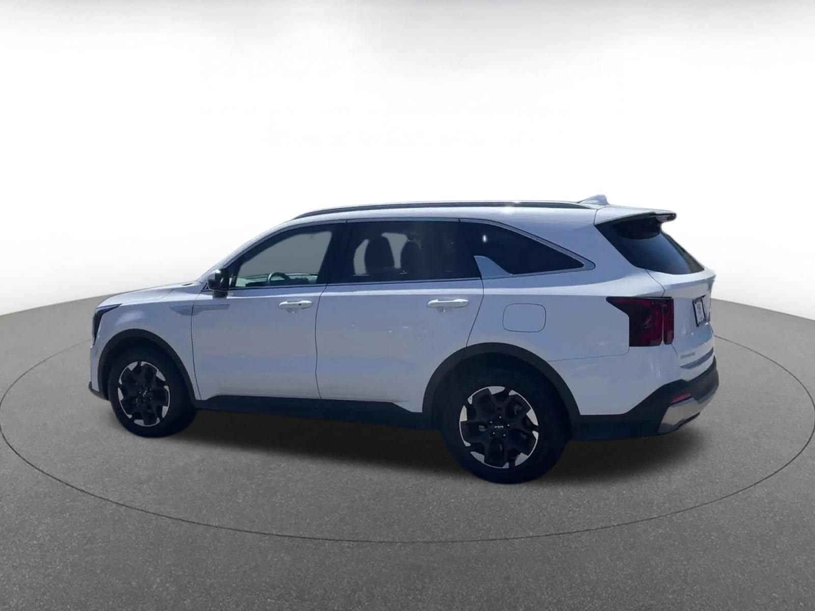 Thumbnail: 2024 Kia Sorento - 9
