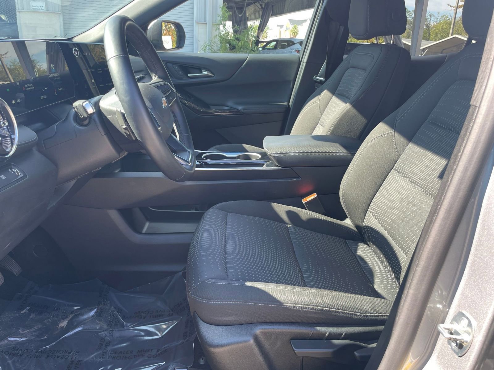 Thumbnail: 2025 Chevrolet Equinox - 25