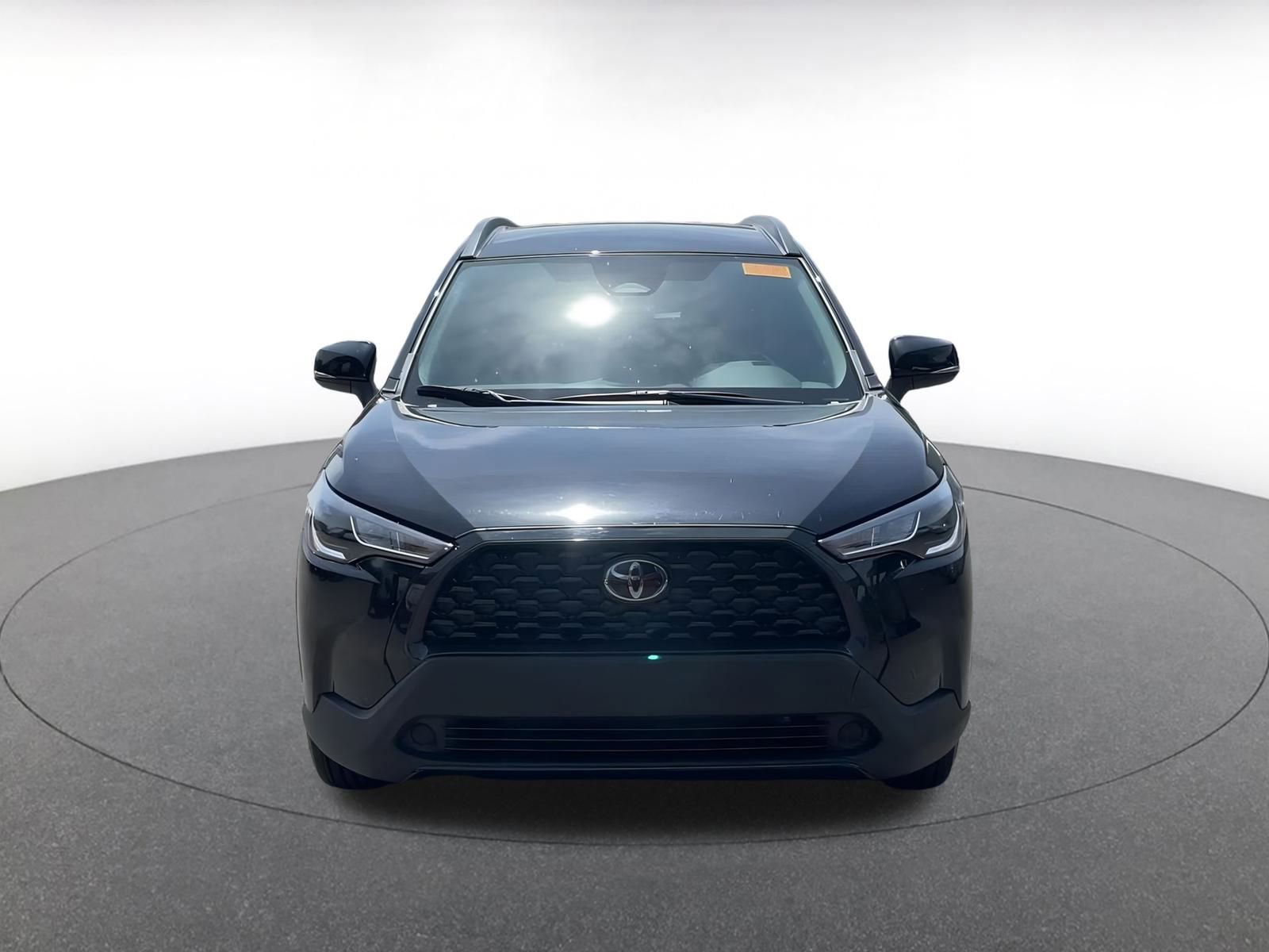 Thumbnail: 2025 Toyota Corolla Cross - 3