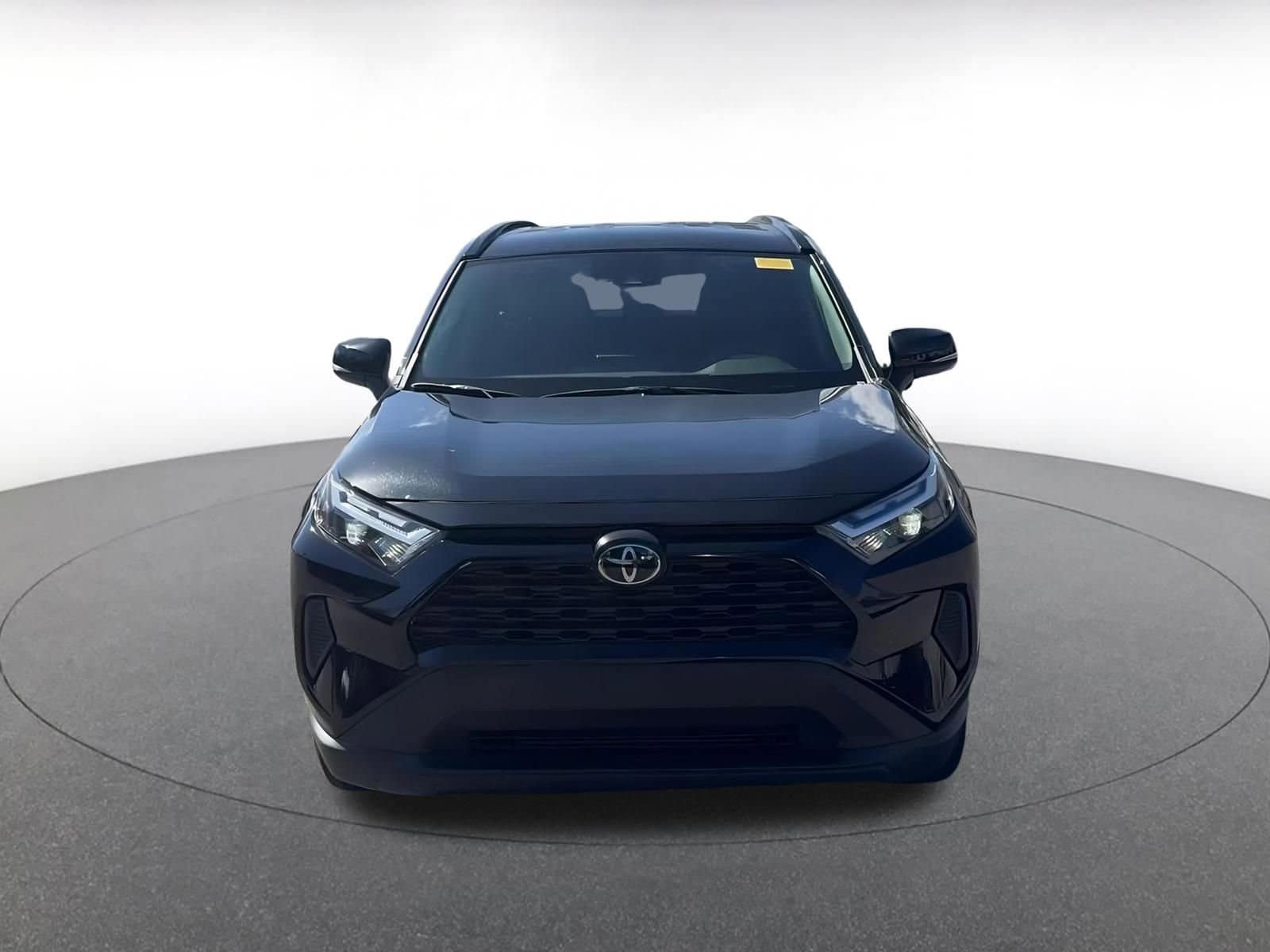 Thumbnail: 2025 Toyota RAV4 - 3