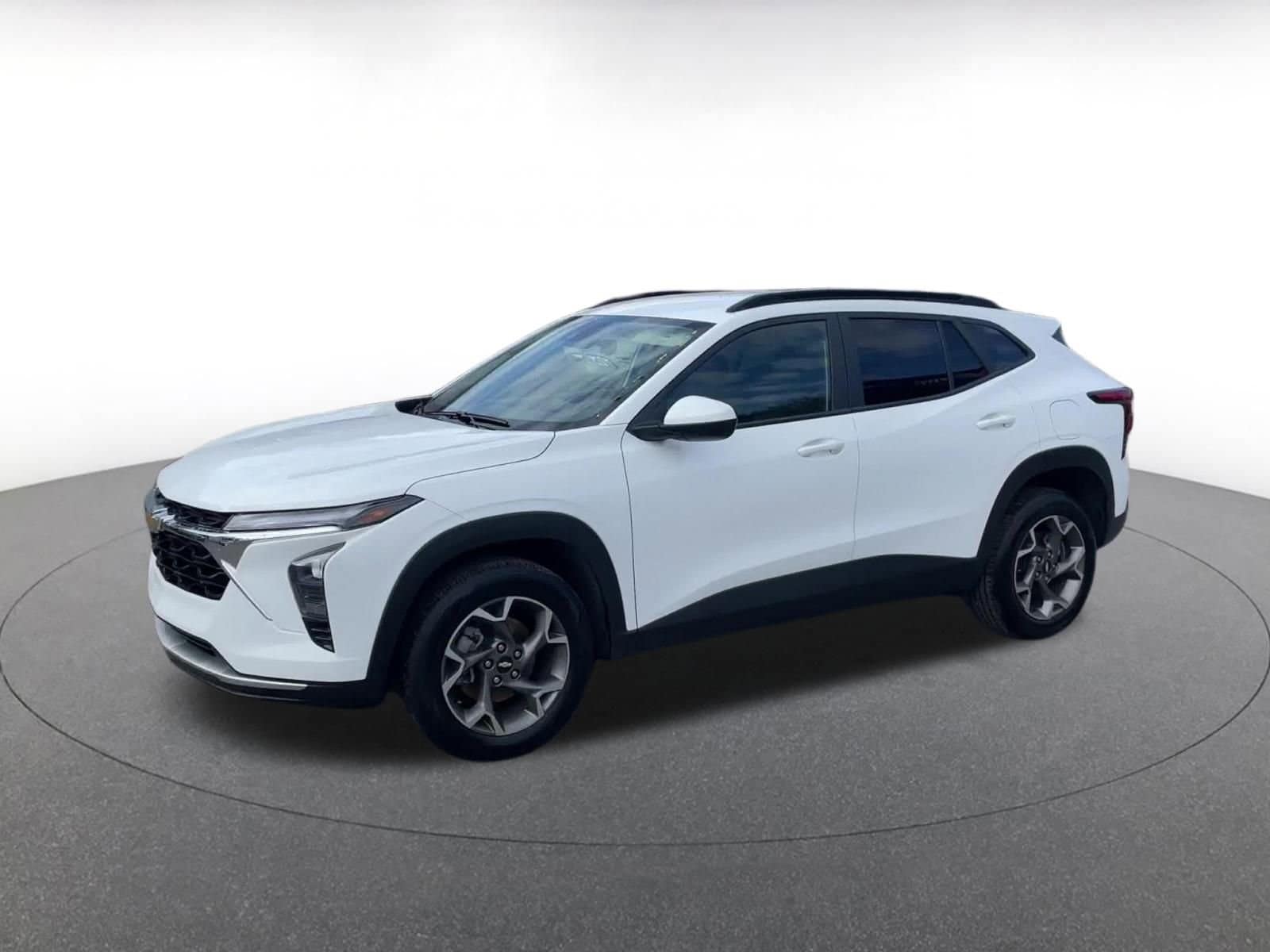 Thumbnail: 2025 Chevrolet Trax - 7