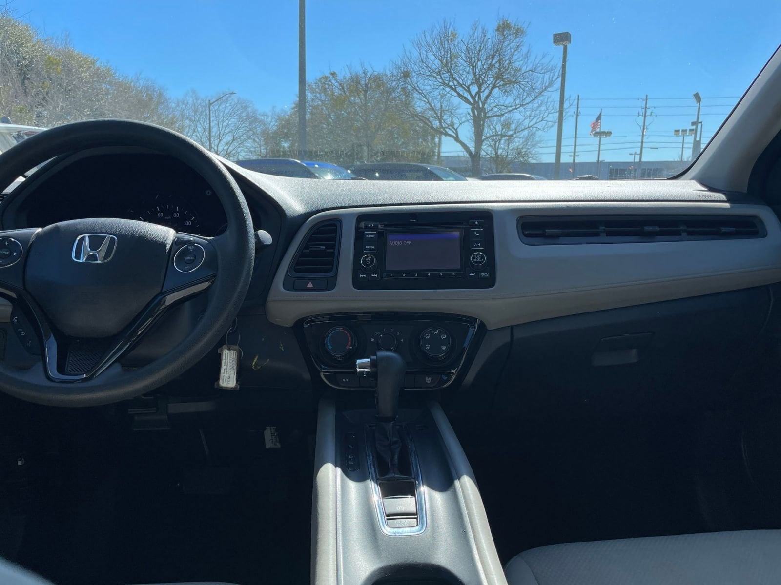 Thumbnail: 2020 Honda HR-V - 17