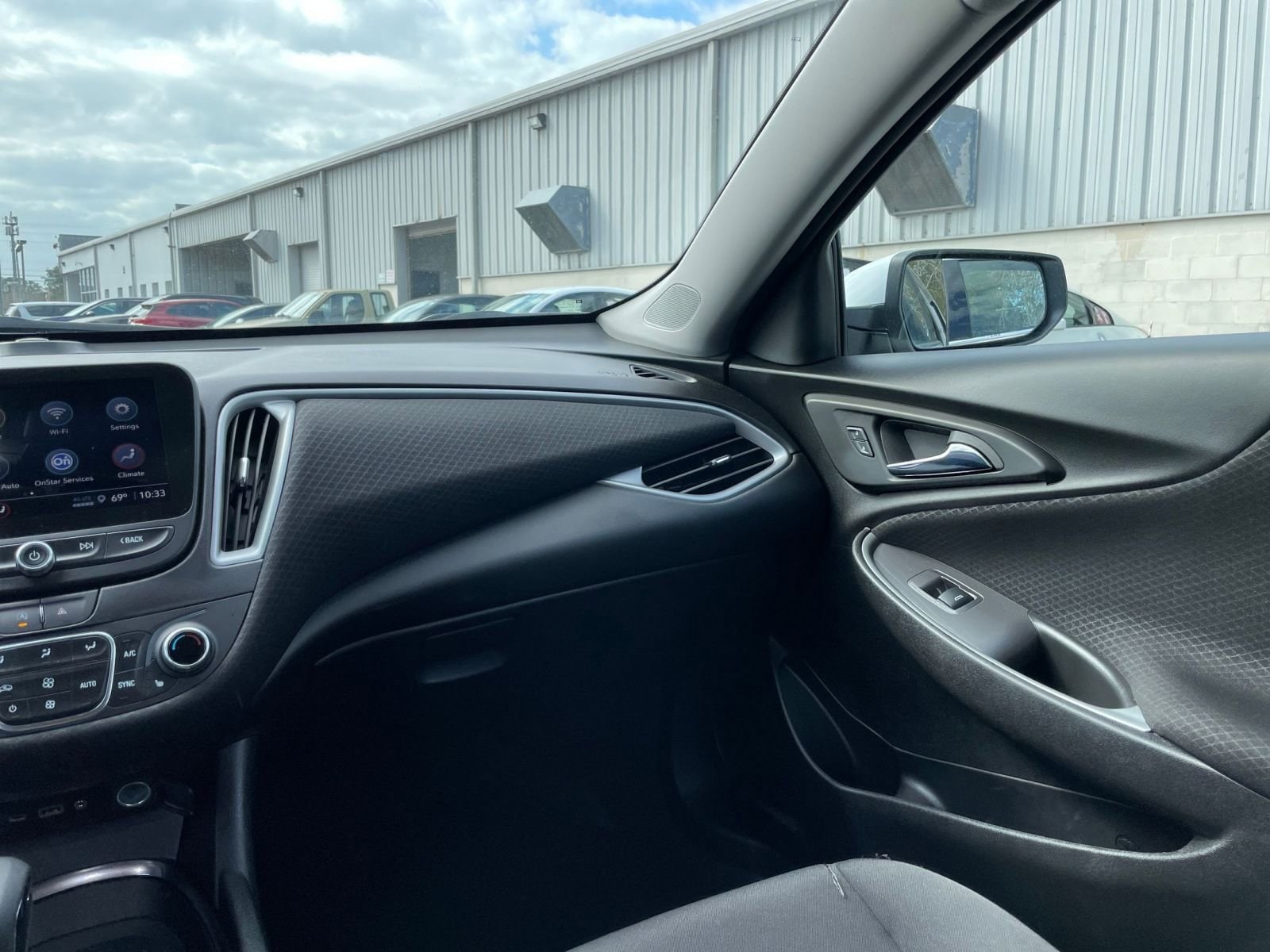 Thumbnail: 2024 Chevrolet Malibu - 35