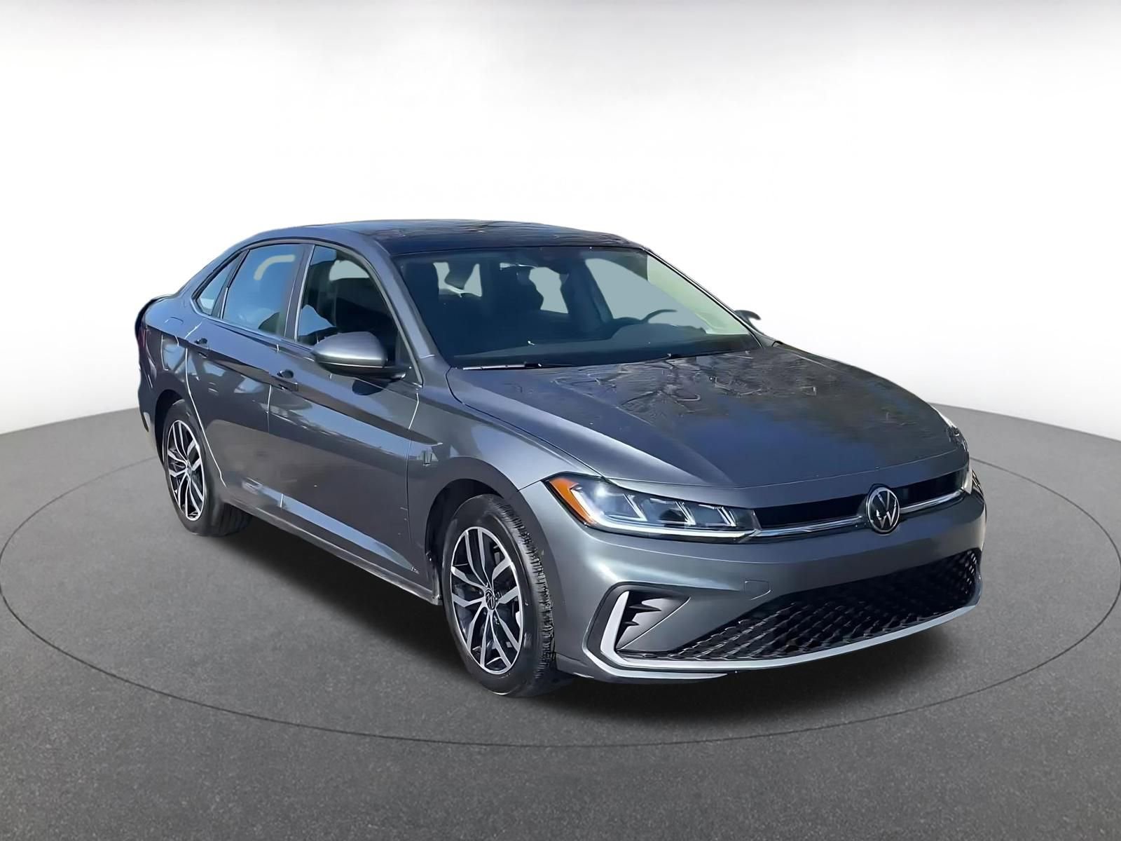 Thumbnail: 2025 Volkswagen Jetta - 2