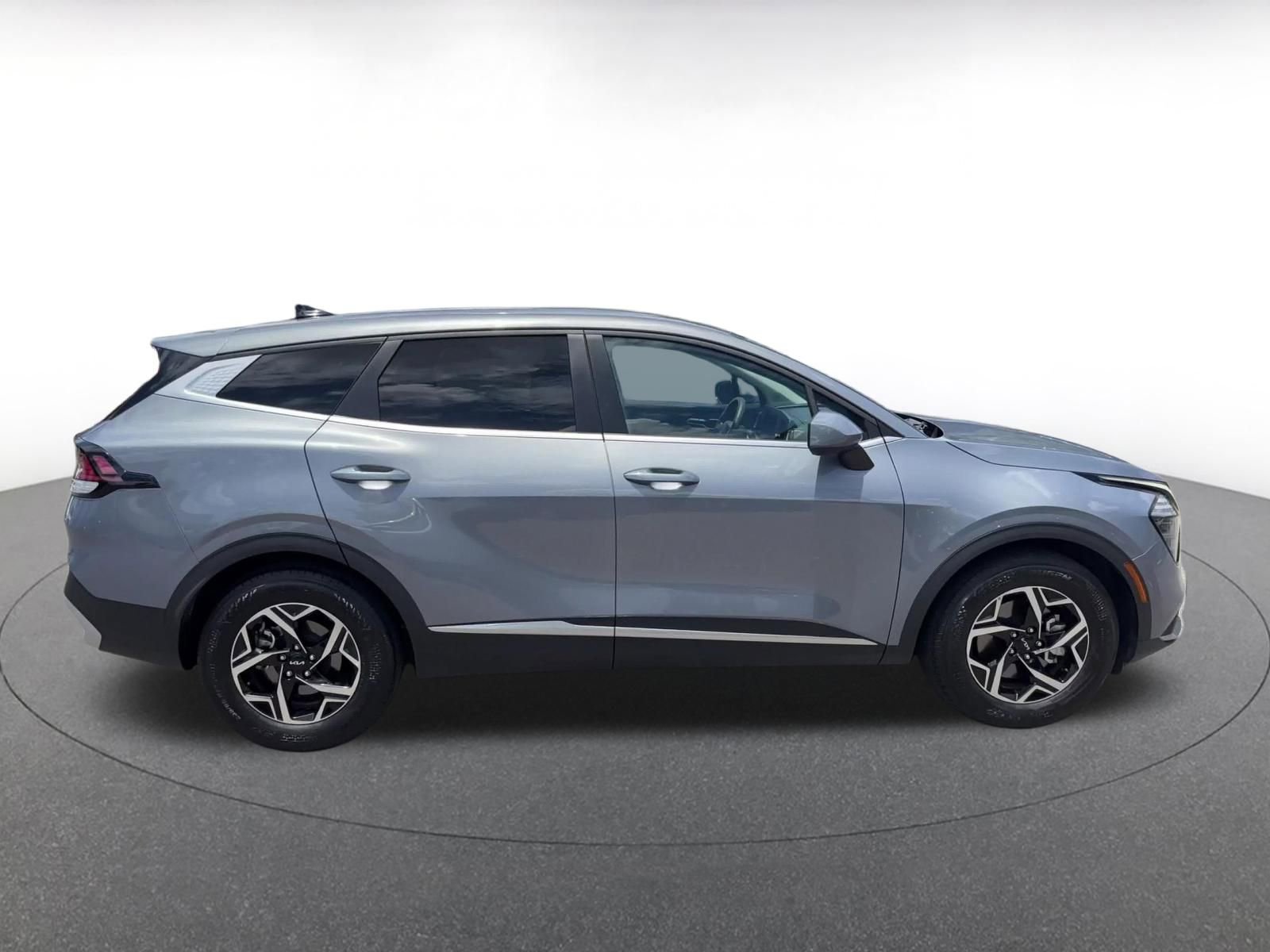 Thumbnail: 2025 Kia Sportage - 16