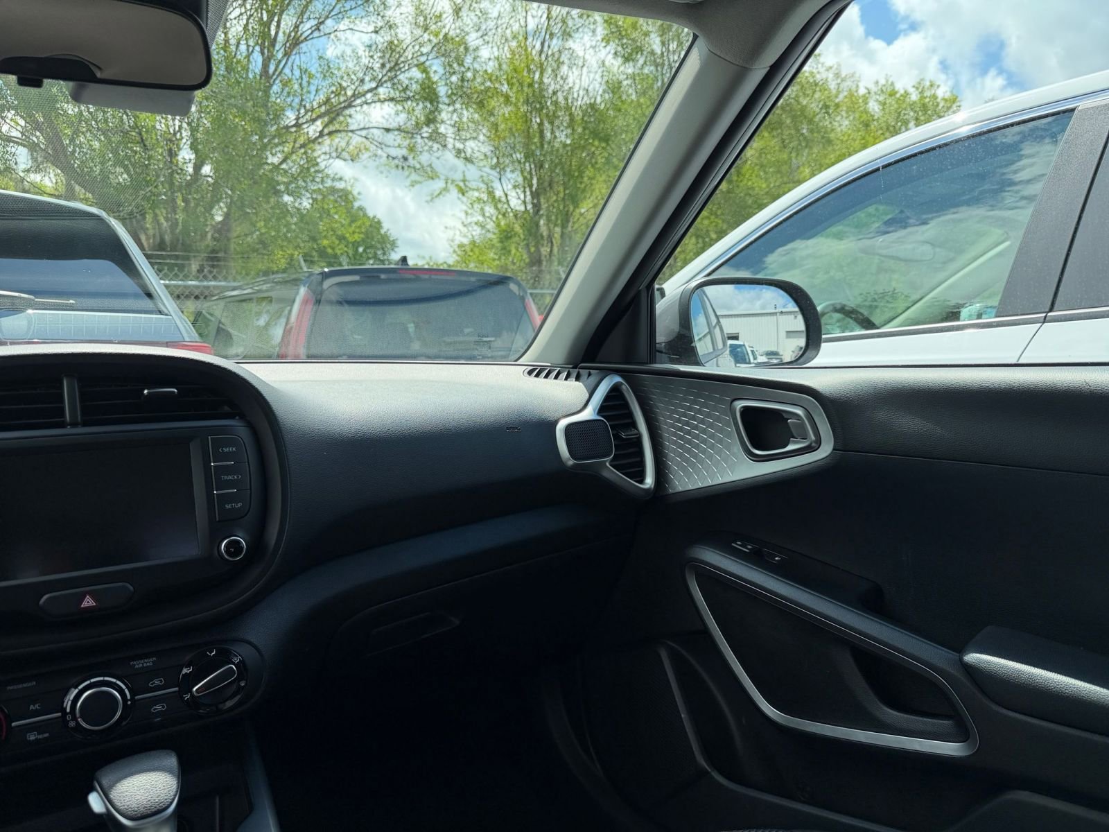 Thumbnail: 2025 Kia Soul - 33