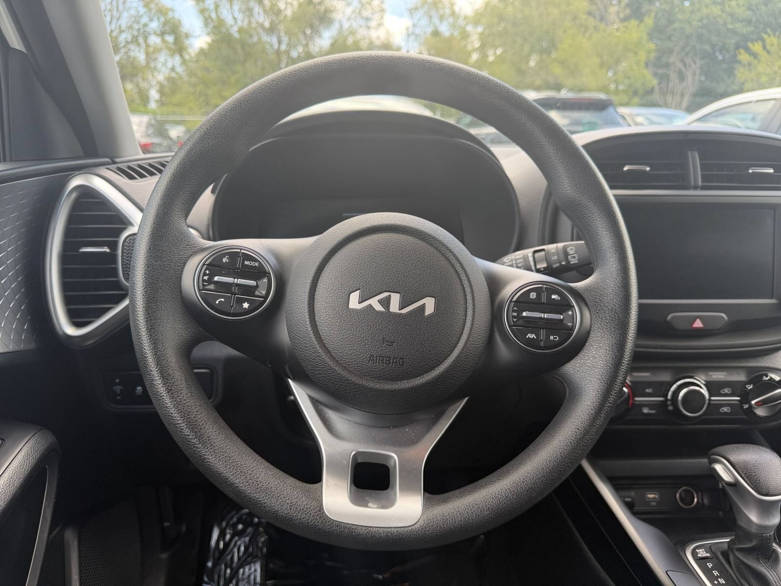 Thumbnail: 2025 Kia Soul - 25