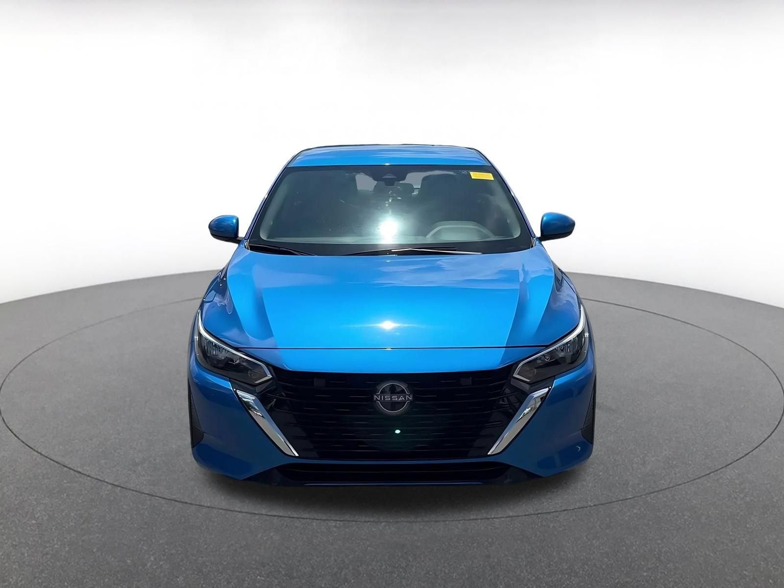 Thumbnail: 2025 Nissan Sentra - 3