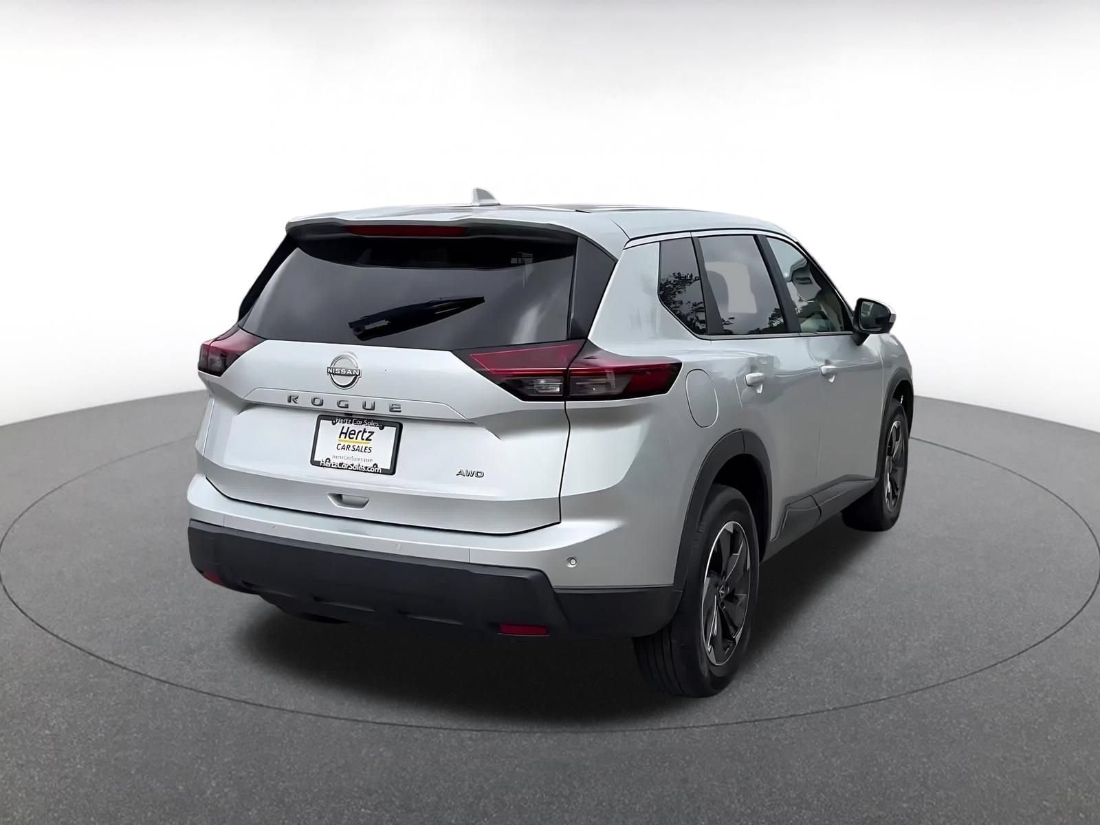 Thumbnail: 2025 Nissan Rogue - 11