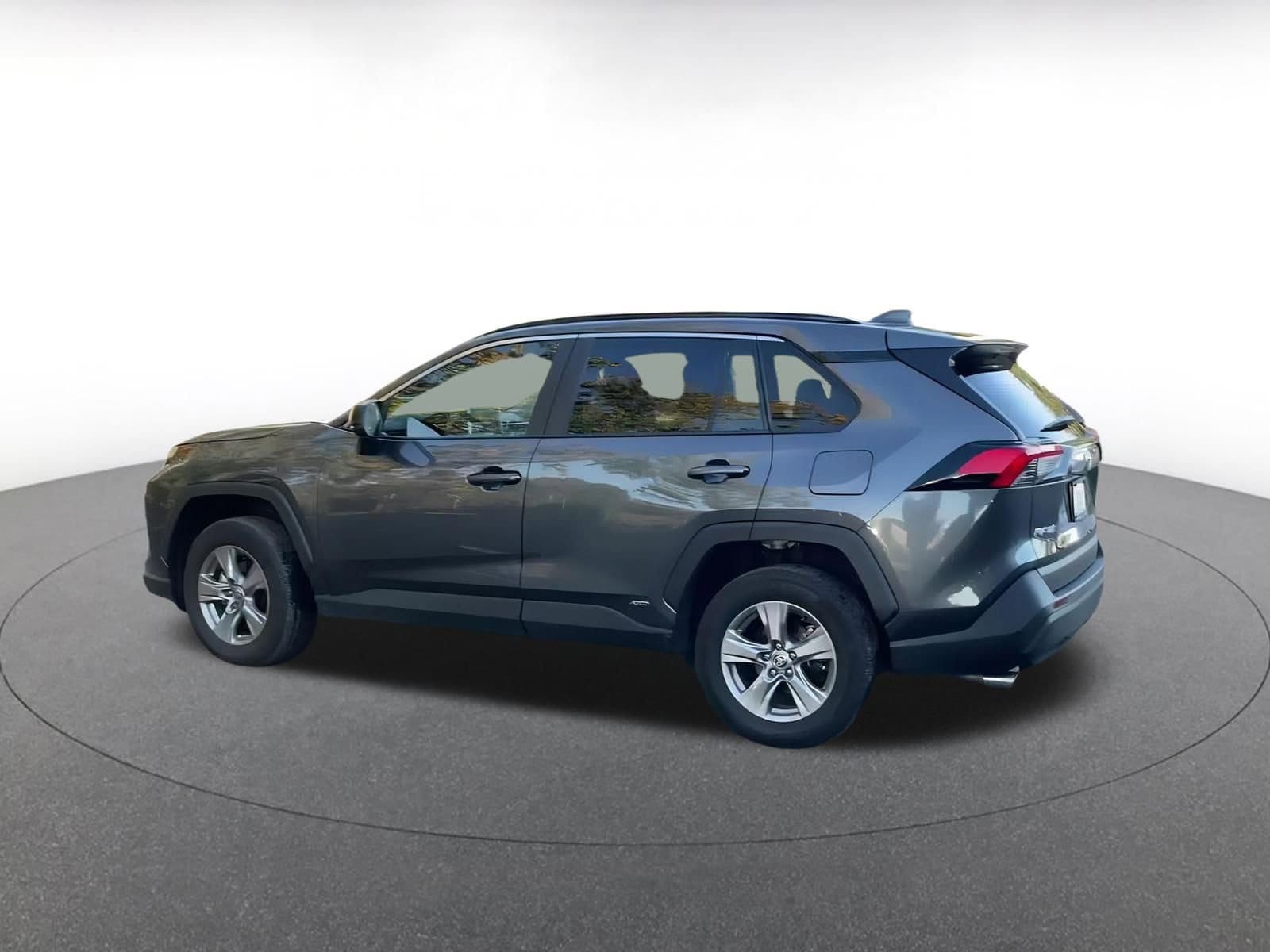 Thumbnail: 2025 Toyota RAV4 - 14