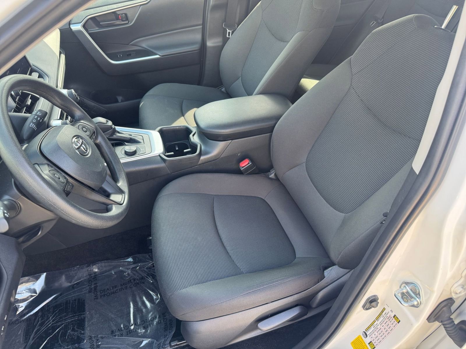 Thumbnail: 2025 Toyota RAV4 - 35