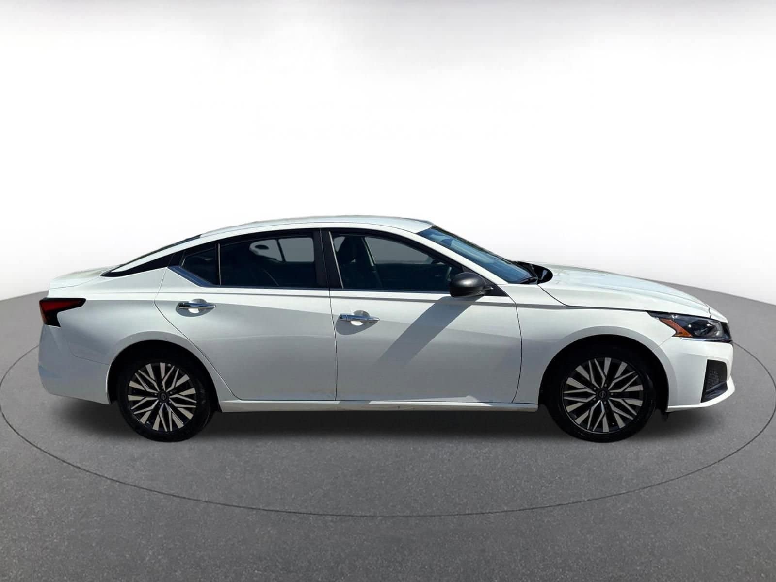 Thumbnail: 2025 Nissan Altima - 15