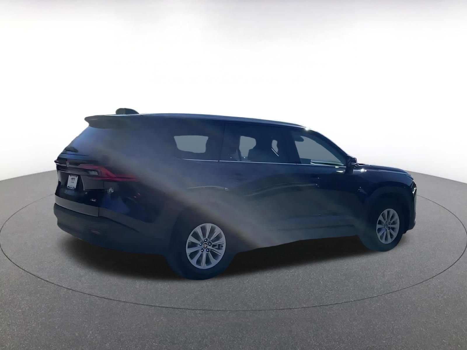 Thumbnail: 2025 Toyota Grand Highlander - 14