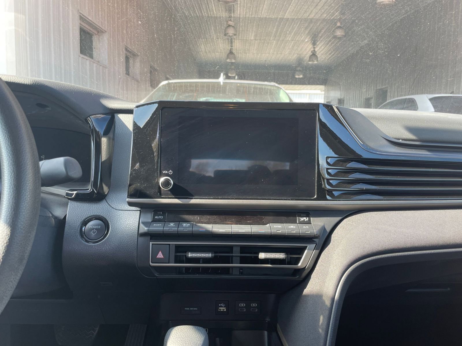 Thumbnail: 2025 Toyota Camry - 20