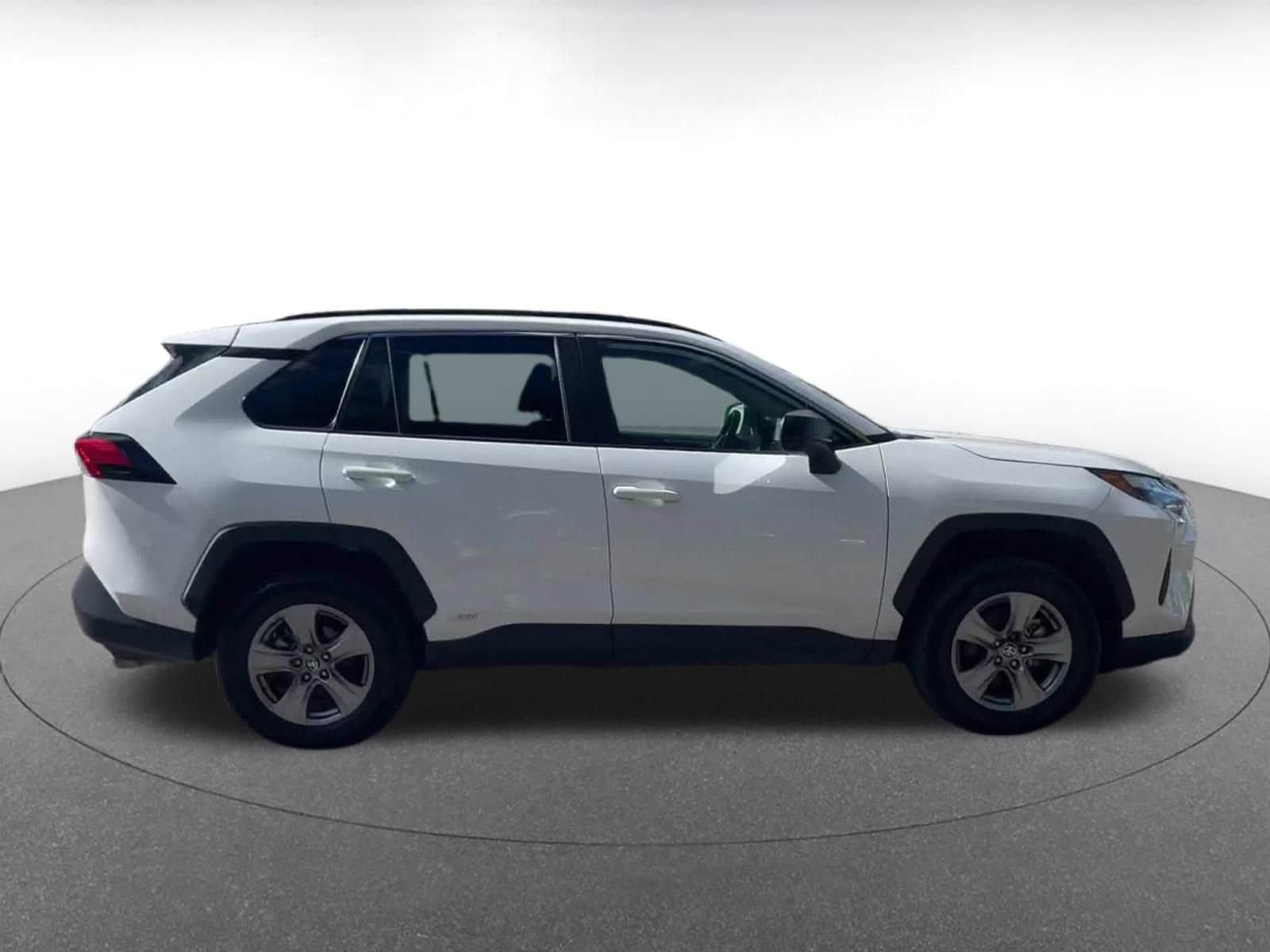 Thumbnail: 2025 Toyota RAV4 - 16