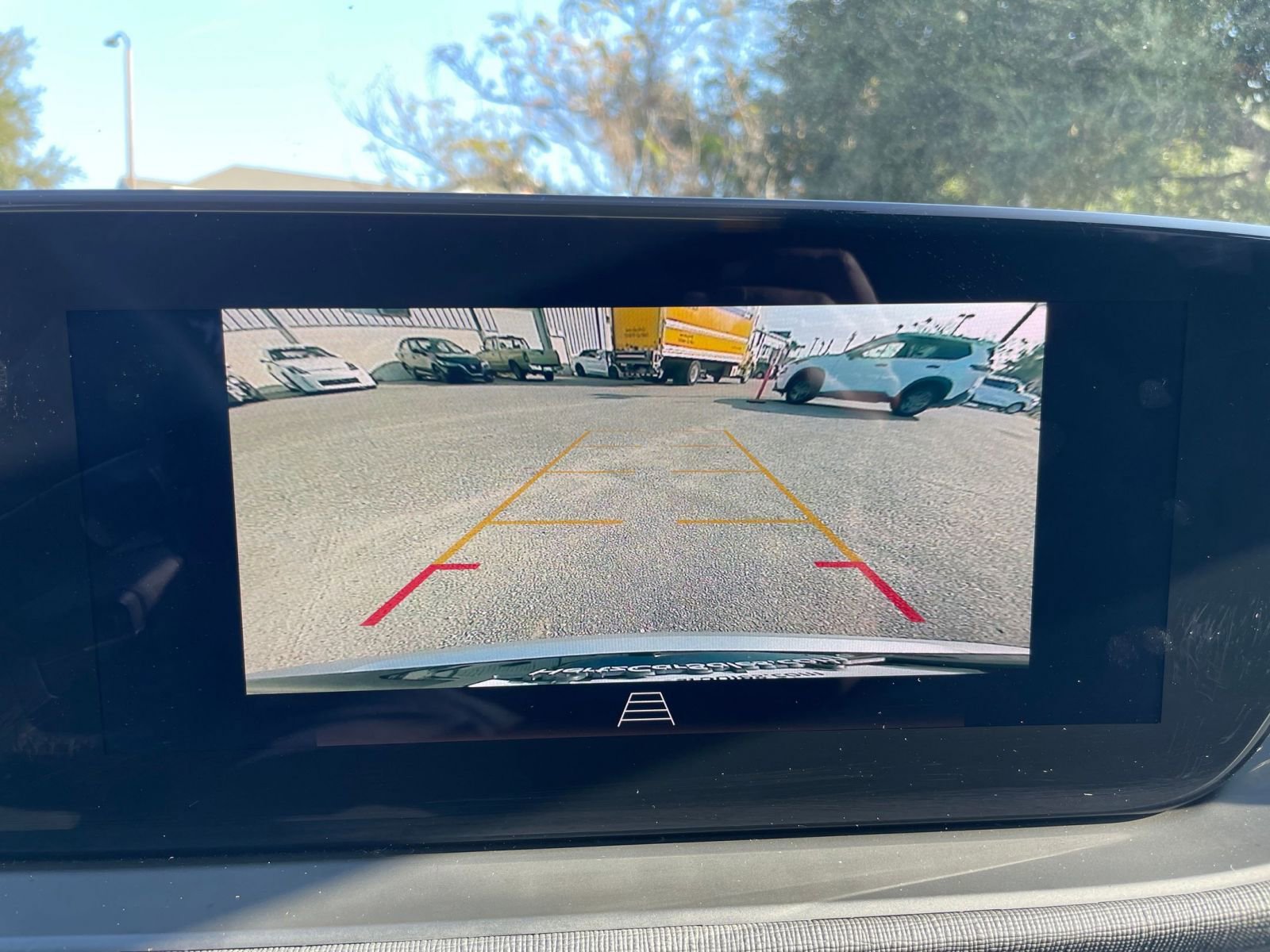 Thumbnail: 2025 Buick Envista - 17