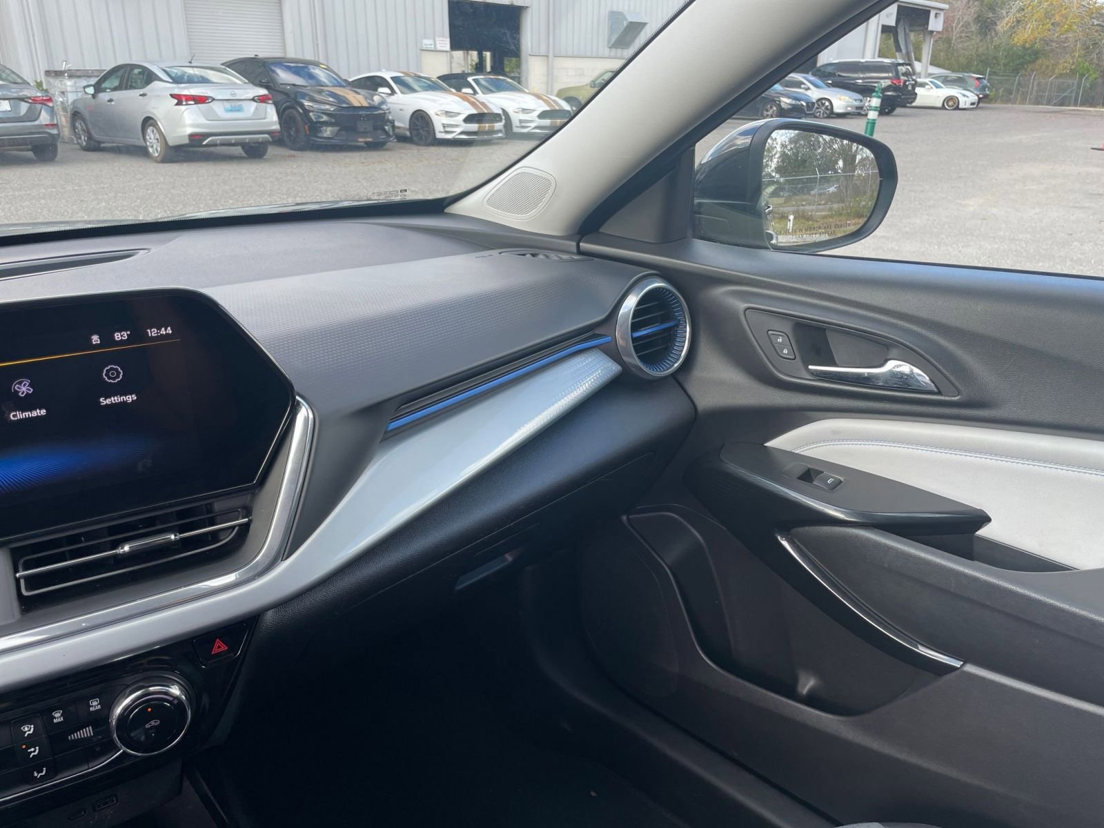 Thumbnail: 2025 Chevrolet Trax - 35