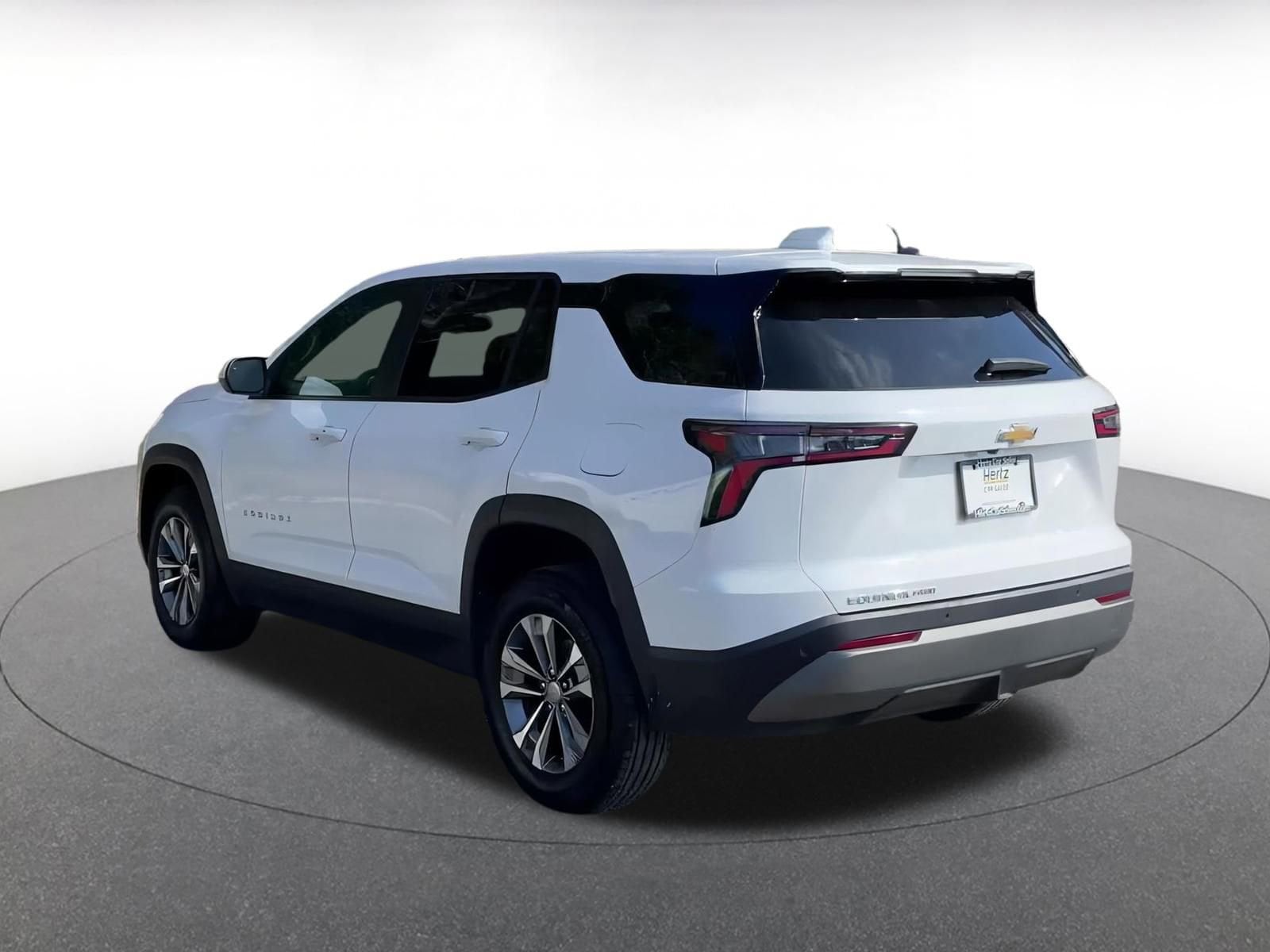 Thumbnail: 2025 Chevrolet Equinox - 10